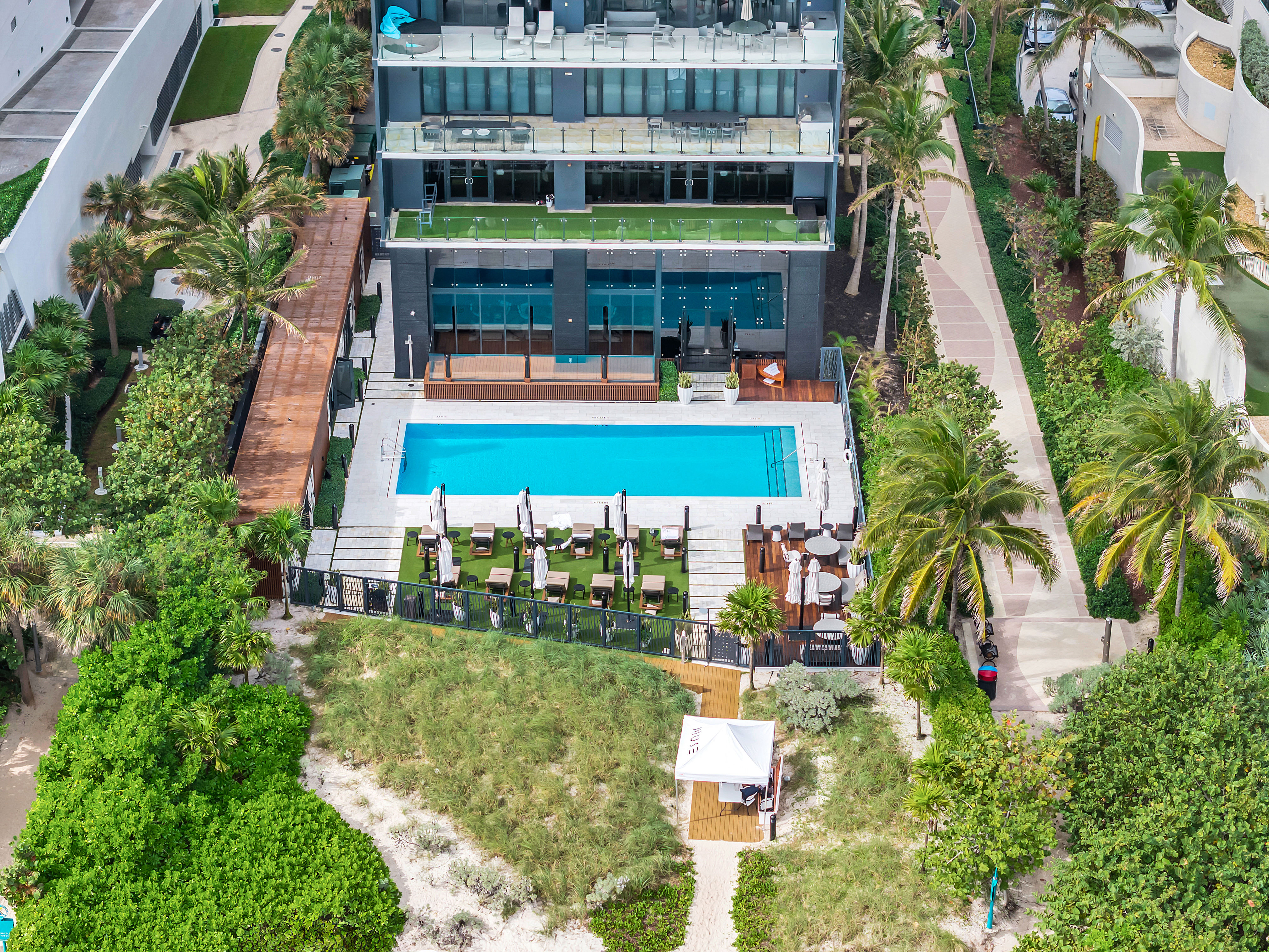  17141 Collins Ave, Sunny Isles Beach, FL, 33160 - 物件實景
