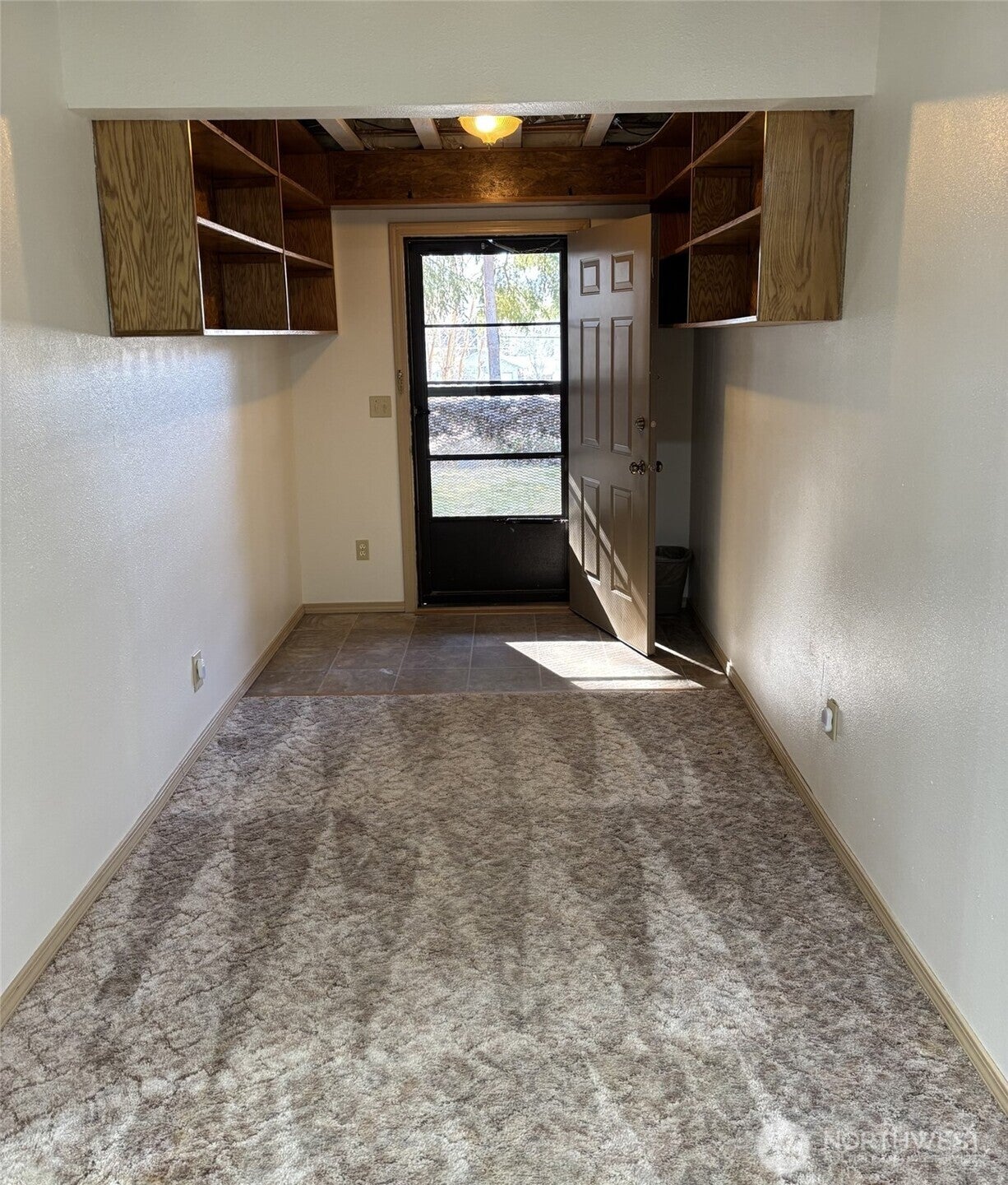 Wenatchee, Washington, 98801, United States, 5 Bedrooms Bedrooms, ,4 BathroomsBathrooms,Residential,For Sale,1723566