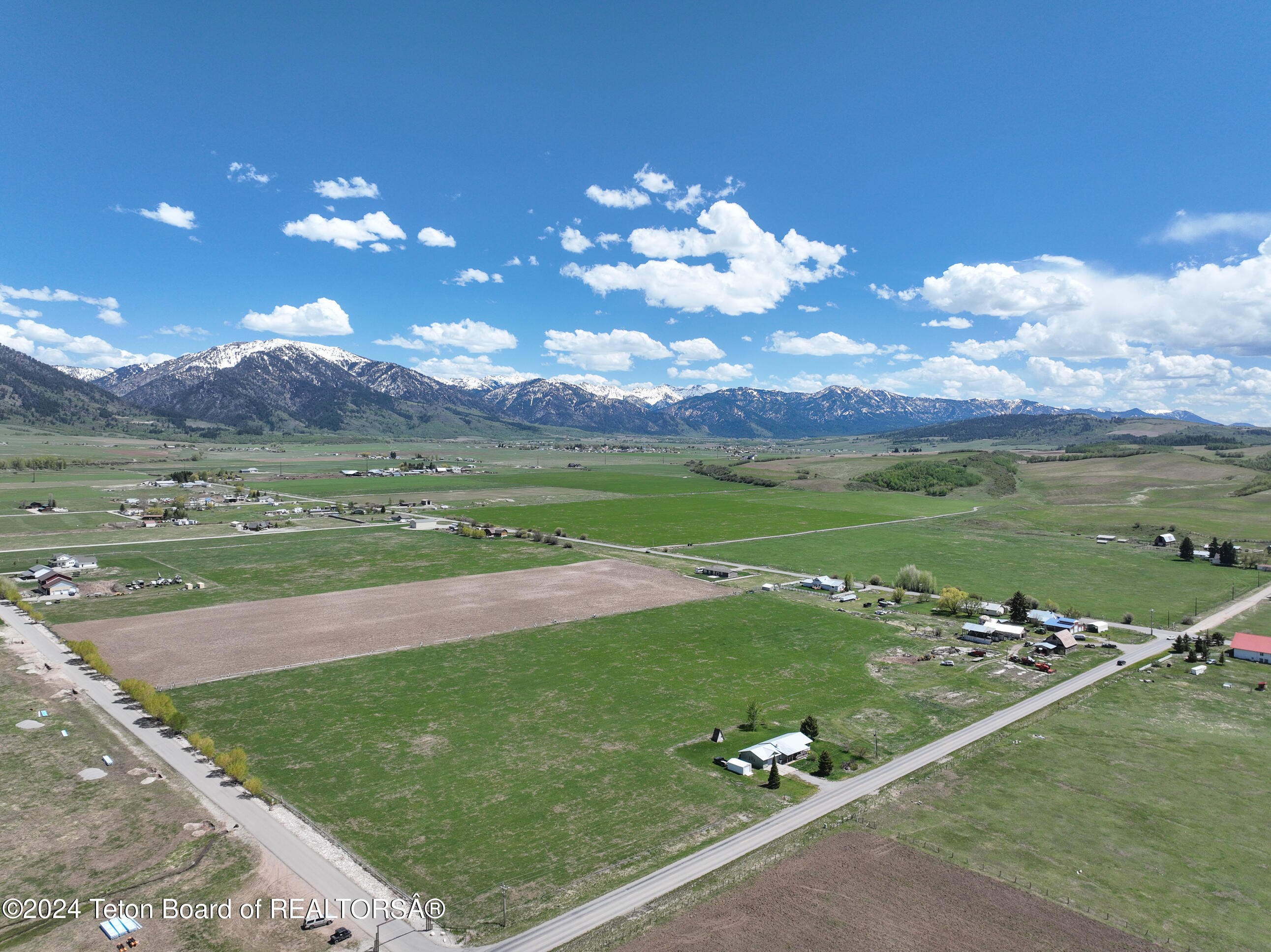 Thayne, Wyoming, 83127, United States, ,Residential,For Sale,1921409