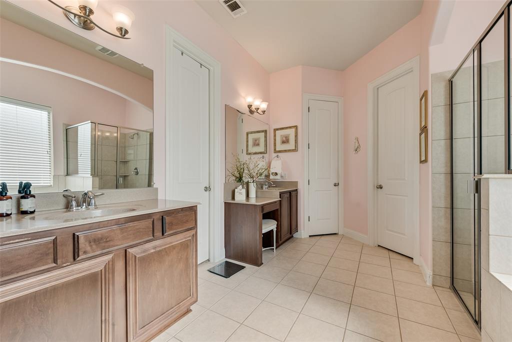 Dallas, Texas, 75236, United States, 4 Bedrooms Bedrooms, ,3 BathroomsBathrooms,Residential,For Sale,1944887