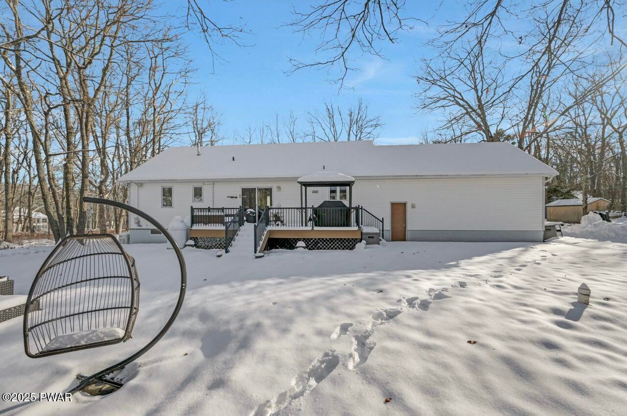 Lords Valley, Pennsylvania, 18428, United States, 6 Bedrooms Bedrooms, ,3 BathroomsBathrooms,Residential,For Sale,2001480