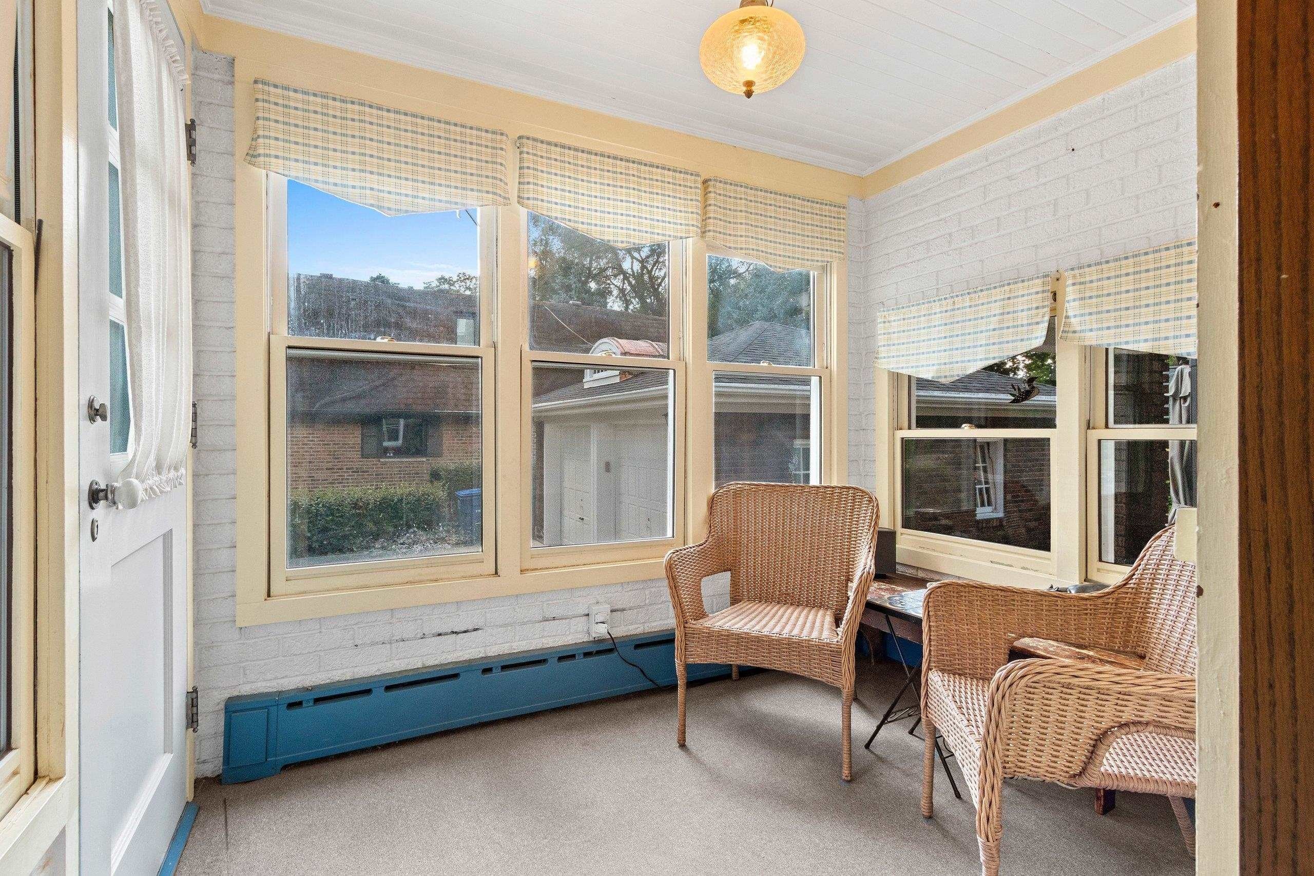 GREEN BAY, Wisconsin, 54301-3217, United States, 4 Bedrooms Bedrooms, ,3 BathroomsBathrooms,Residential,For Sale,1984503