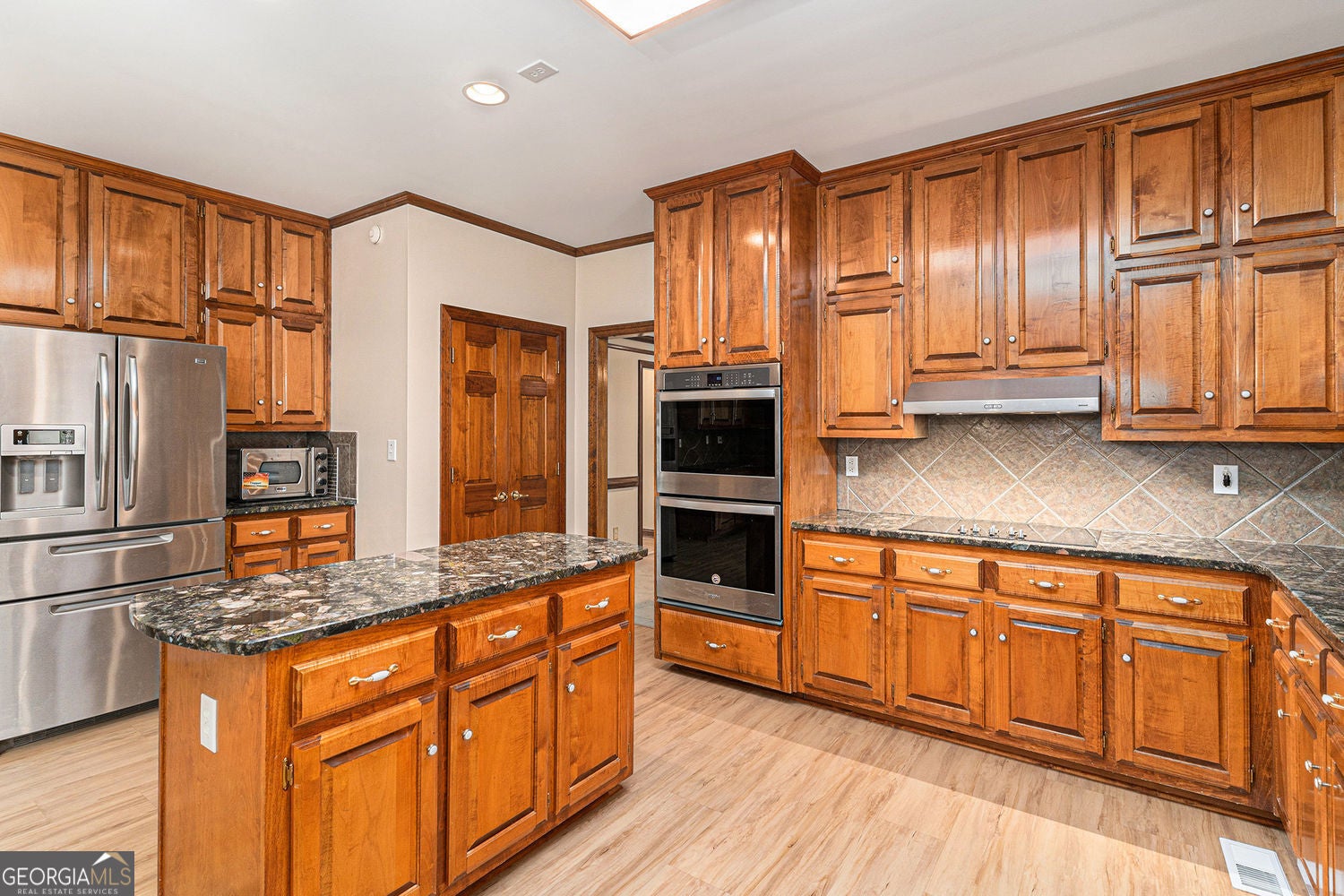 McDonough, Georgia, 30252, United States, 5 Bedrooms Bedrooms, ,6 BathroomsBathrooms,Residential,For Sale,1869164