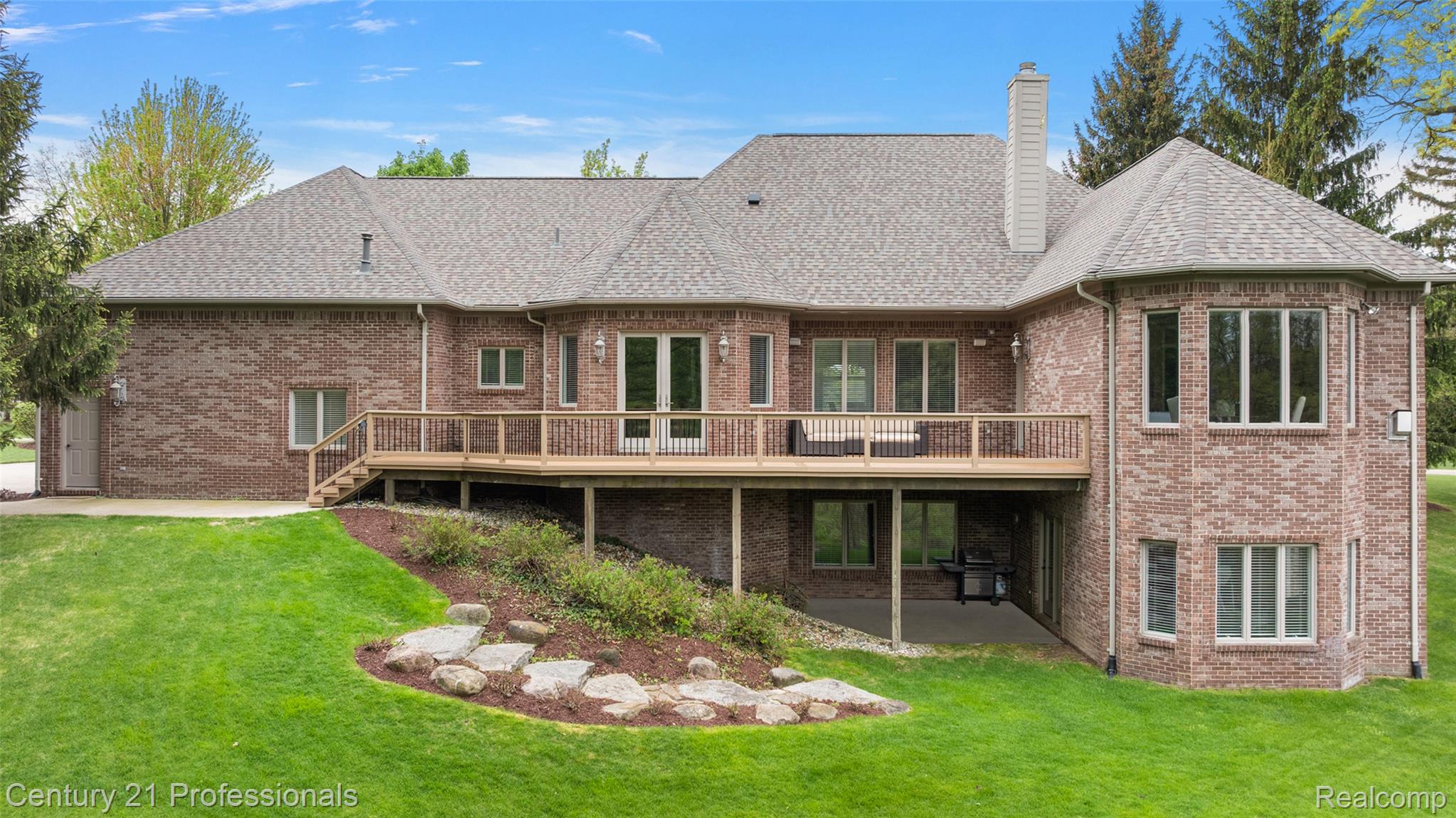 Oxford, Michigan, 48371, United States, 4 Bedrooms Bedrooms, ,4 BathroomsBathrooms,Residential,For Sale,1978317