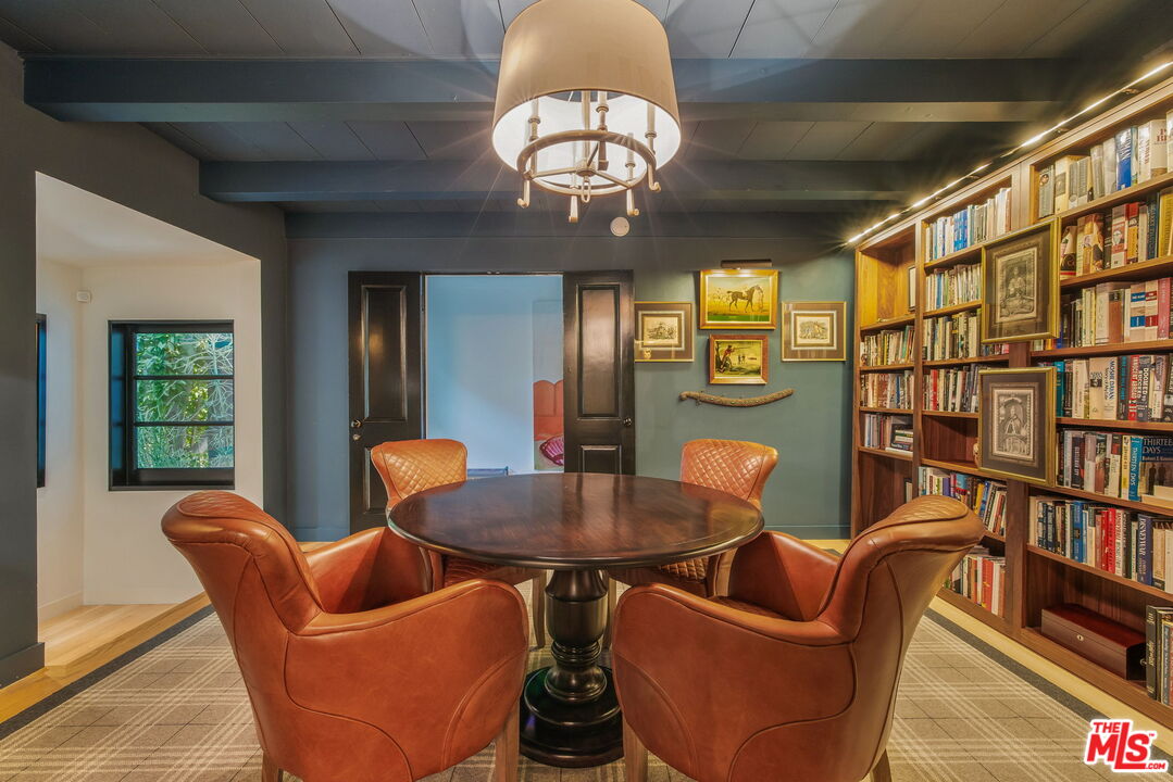 West Hollywood, California, 90048, United States, 3 Bedrooms Bedrooms, ,1 BathroomBathrooms,Residential,For Sale,1828298