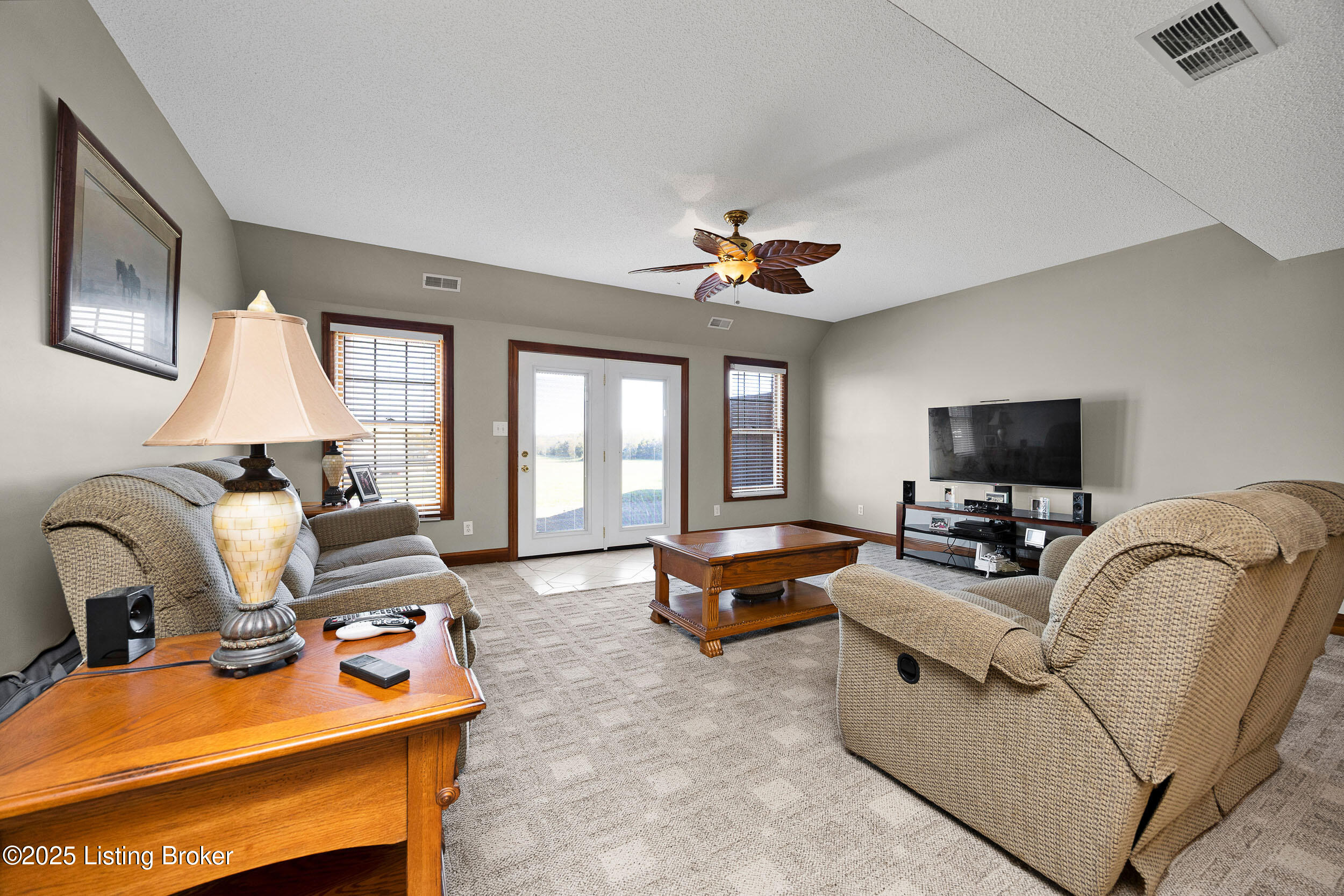 Coxs Creek, Kentucky, 40013, United States, 3 Bedrooms Bedrooms, ,3 BathroomsBathrooms,Residential,For Sale,2000776