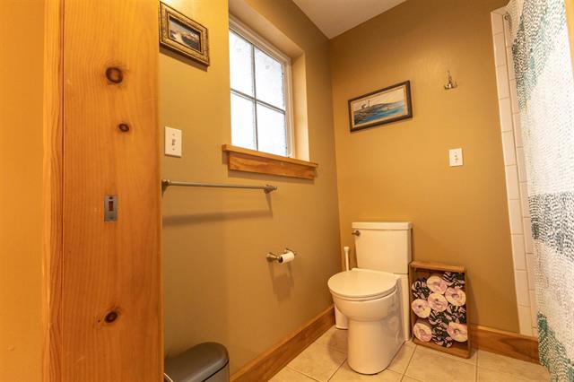 Peterborough, New Hampshire, 03458, United States, 4 Bedrooms Bedrooms, ,1 BathroomBathrooms,Residential,For Sale,1974212