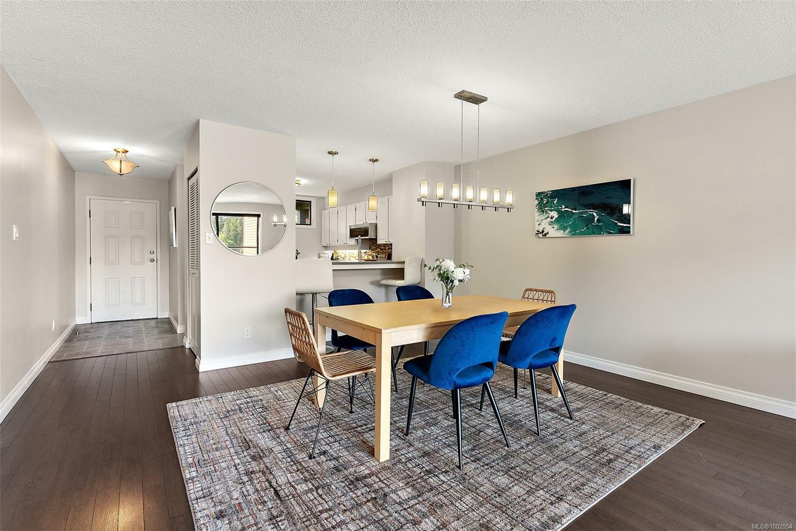 VIEW ROYAL, British Columbia, V9B 5H7, CA, 2 Bedrooms Bedrooms, ,Residential,For Sale,1874992