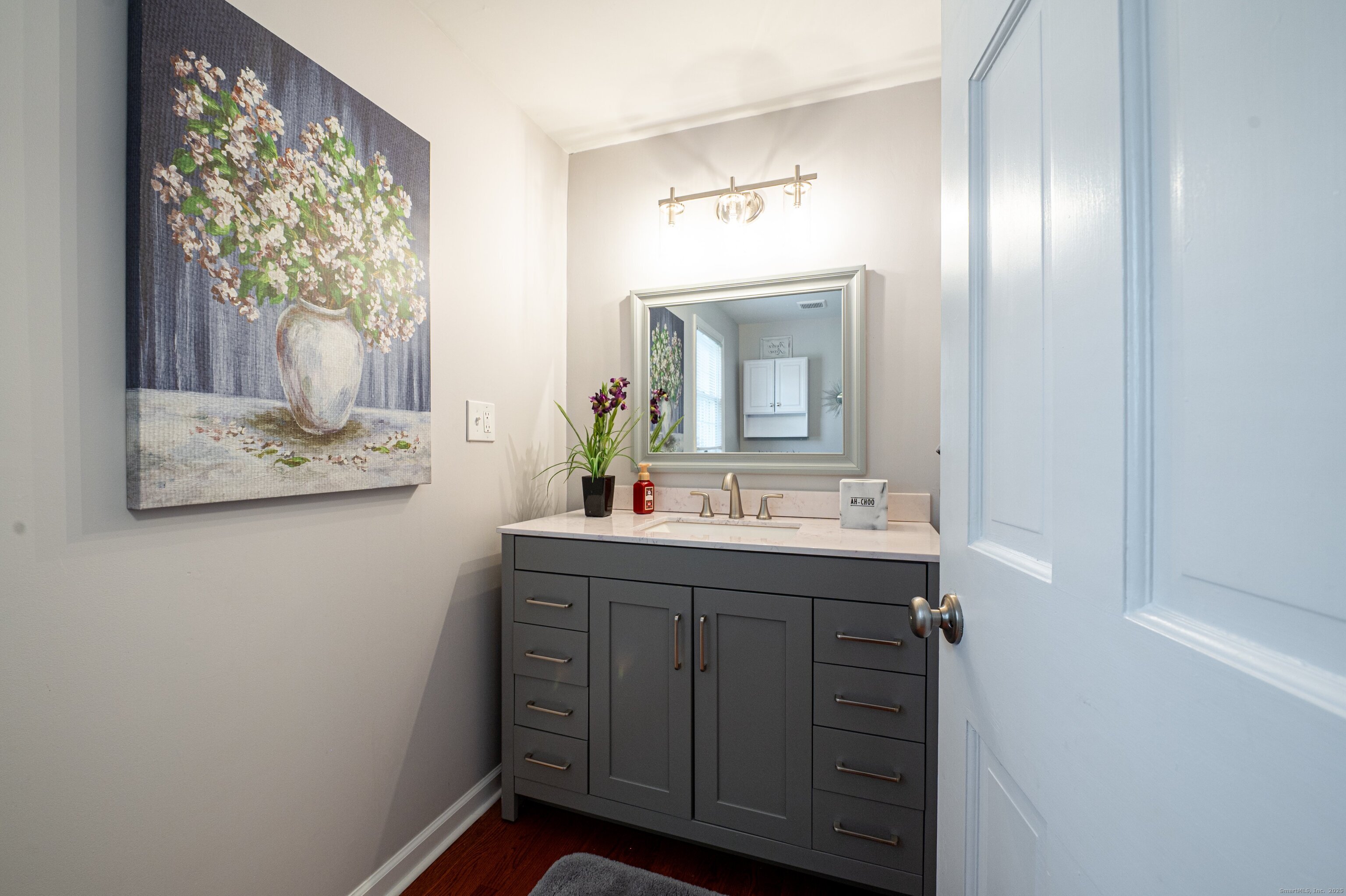 Branford, Connecticut, 06405, United States, 4 Bedrooms Bedrooms, ,4 BathroomsBathrooms,Residential,For Sale,2000721