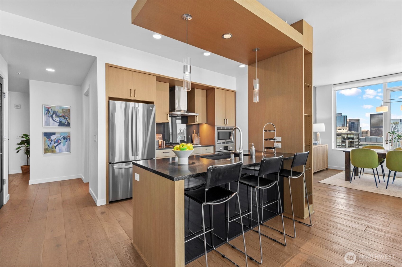 Seattle, Washington, 98101, United States, 2 Bedrooms Bedrooms, ,1 BathroomBathrooms,Residential,For Sale,1897094