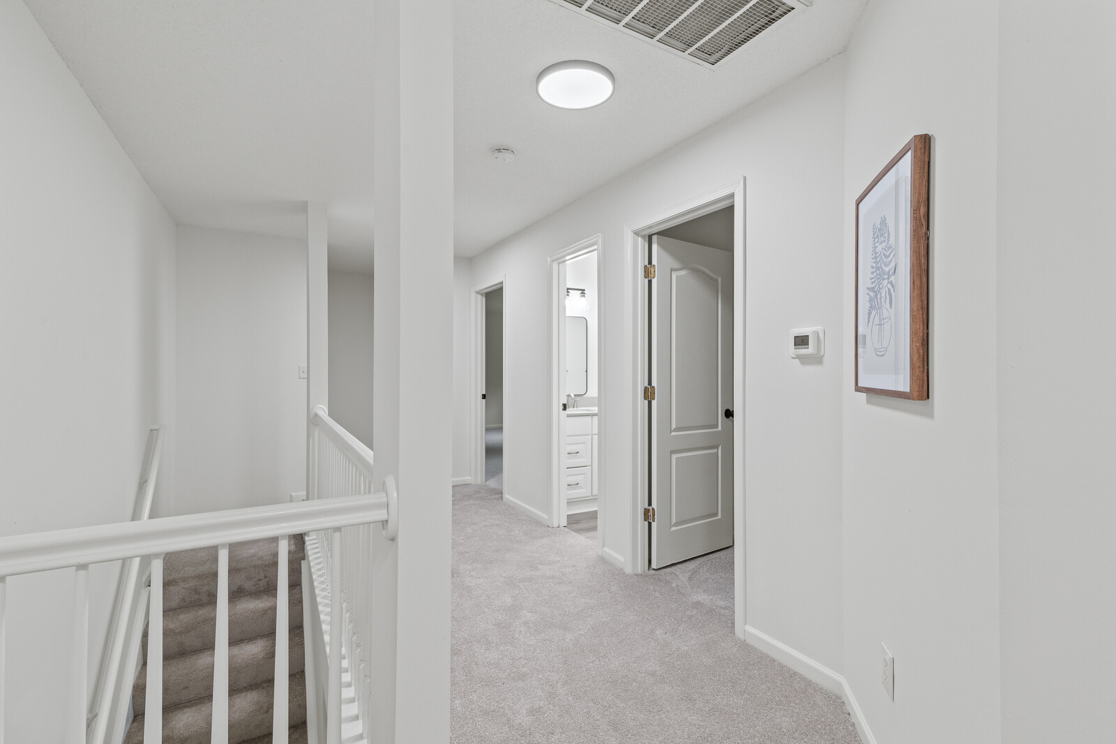 Newport News, Virginia, 23602-8360, United States, 5 Bedrooms Bedrooms, ,3 BathroomsBathrooms,Residential,For Sale,1938191