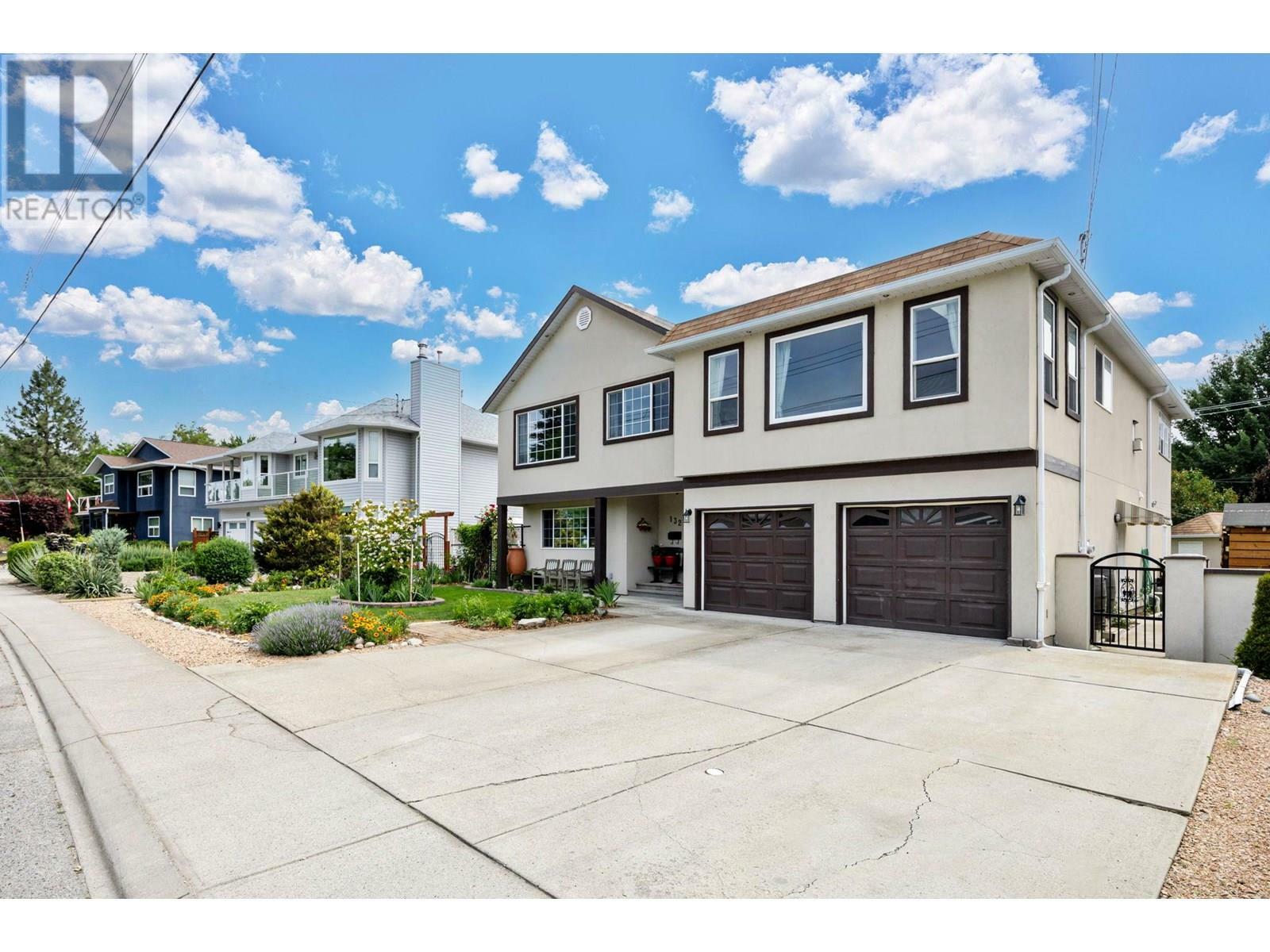 PENTICTON, British Columbia, V2A 1A7, CA, 6 Bedrooms Bedrooms, ,4 BathroomsBathrooms,Residential,For Sale,1859946