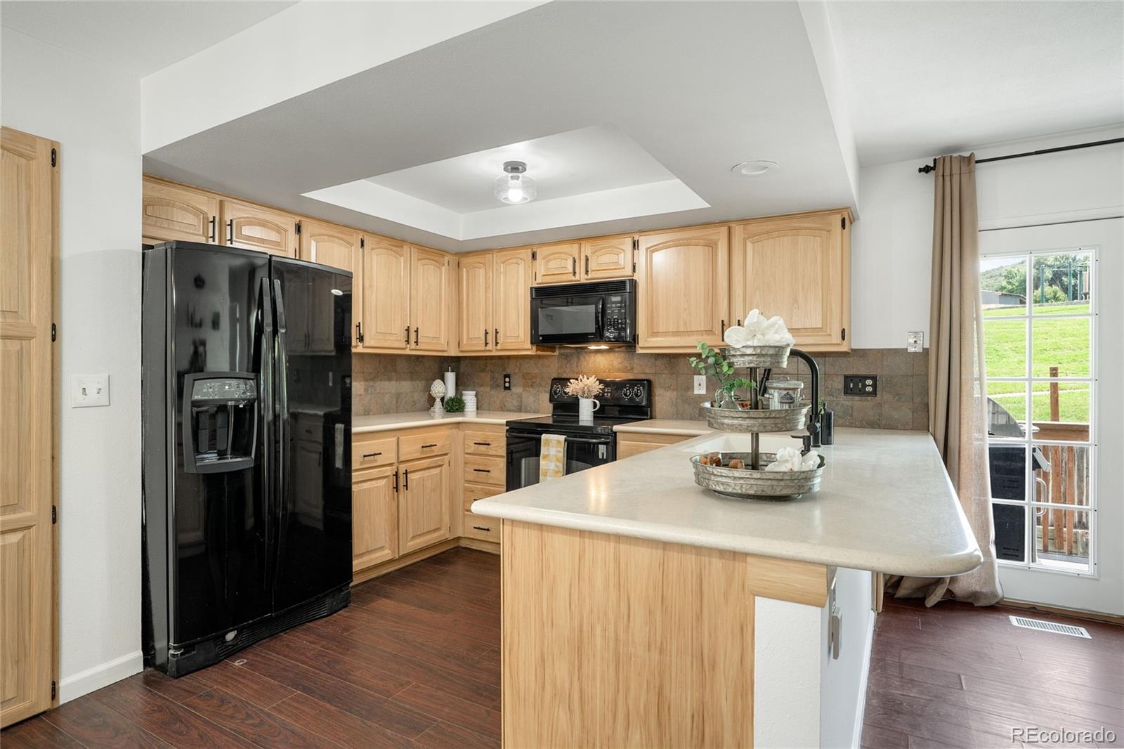 Castle Rock, Colorado, 80104, United States, 3 Bedrooms Bedrooms, ,Residential,For Sale,1912550