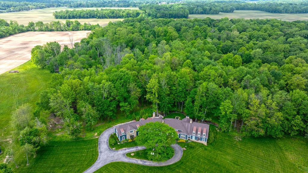 Pataskala, Ohio, 43062, United States, 4 Bedrooms Bedrooms, ,7 BathroomsBathrooms,Residential,For Sale,1829536