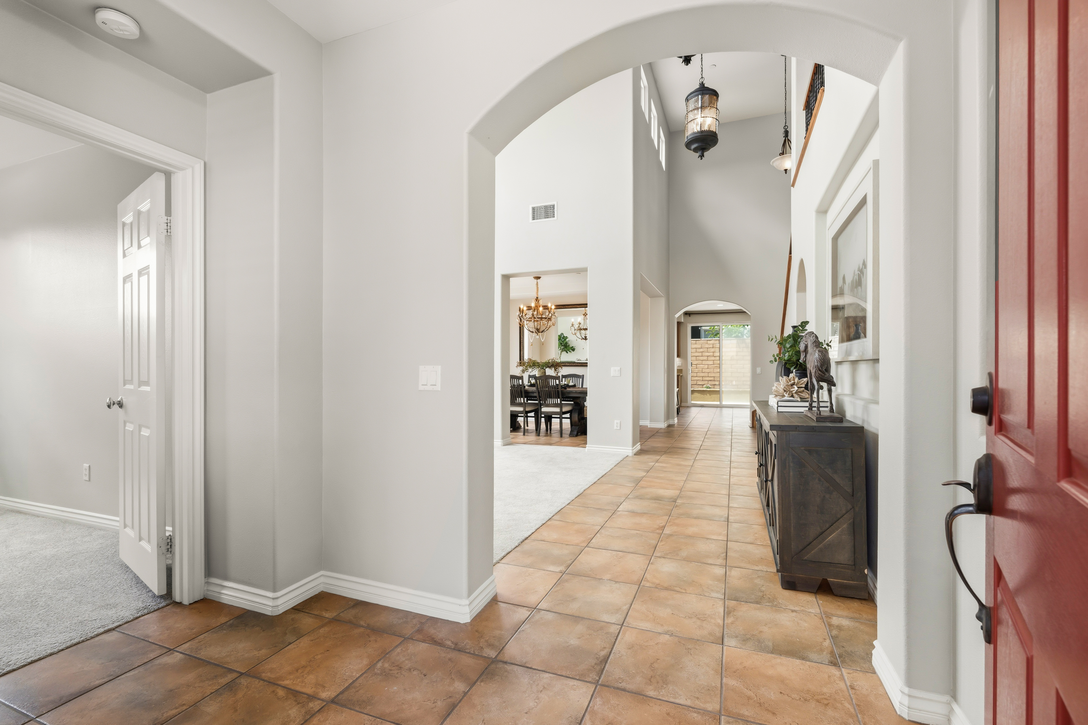  675 Charleston Place, Ventura, CA 93004 - 物件實景