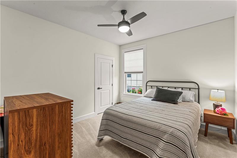 Canonsburg, Pennsylvania, 15317, United States, 3 Bedrooms Bedrooms, ,3 BathroomsBathrooms,Residential,For Sale,1895014