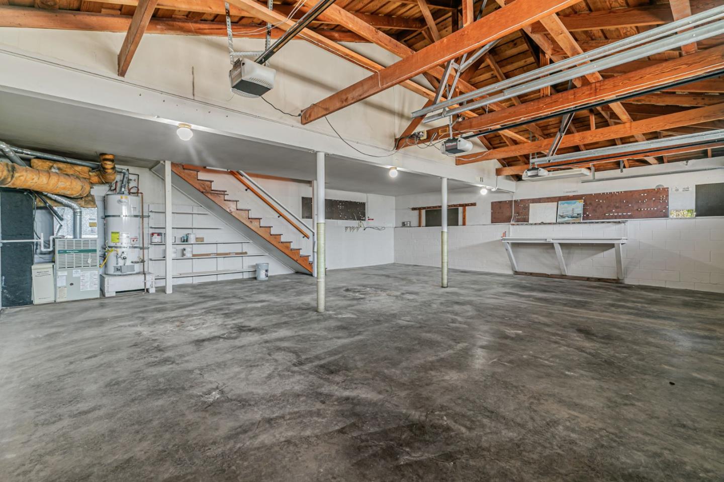 Los Altos, California, 94024, United States, 3 Bedrooms Bedrooms, ,2 BathroomsBathrooms,Residential,For Sale,1941644