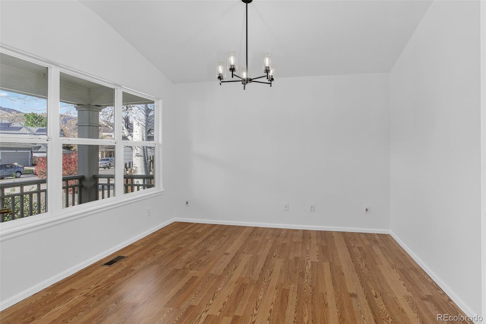 Golden, Colorado, 80403, United States, 3 Bedrooms Bedrooms, ,3 BathroomsBathrooms,Residential,For Sale,1988372