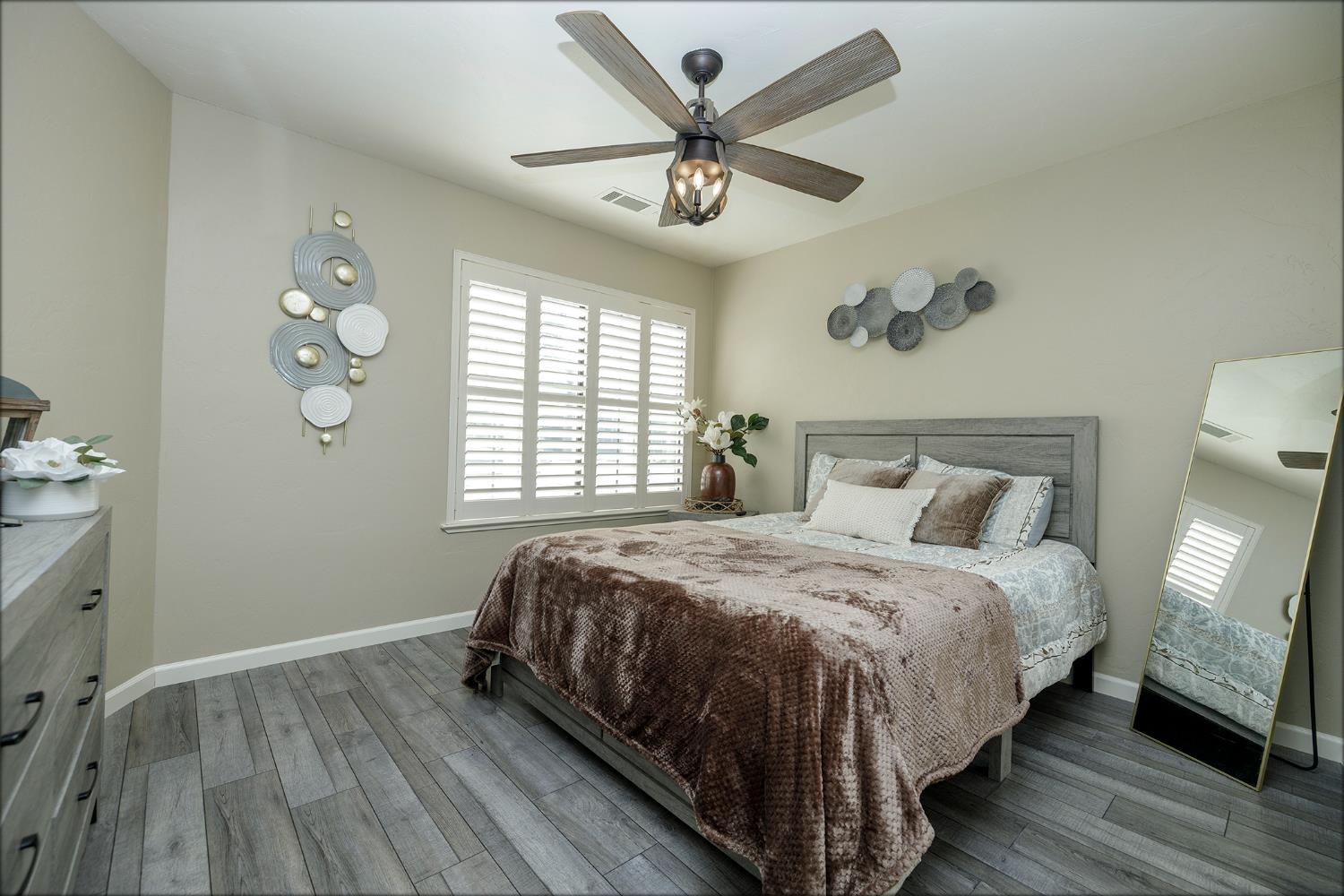 Modesto, California, 95356, United States, 2 Bedrooms Bedrooms, ,2 BathroomsBathrooms,Residential,For Sale,1892896
