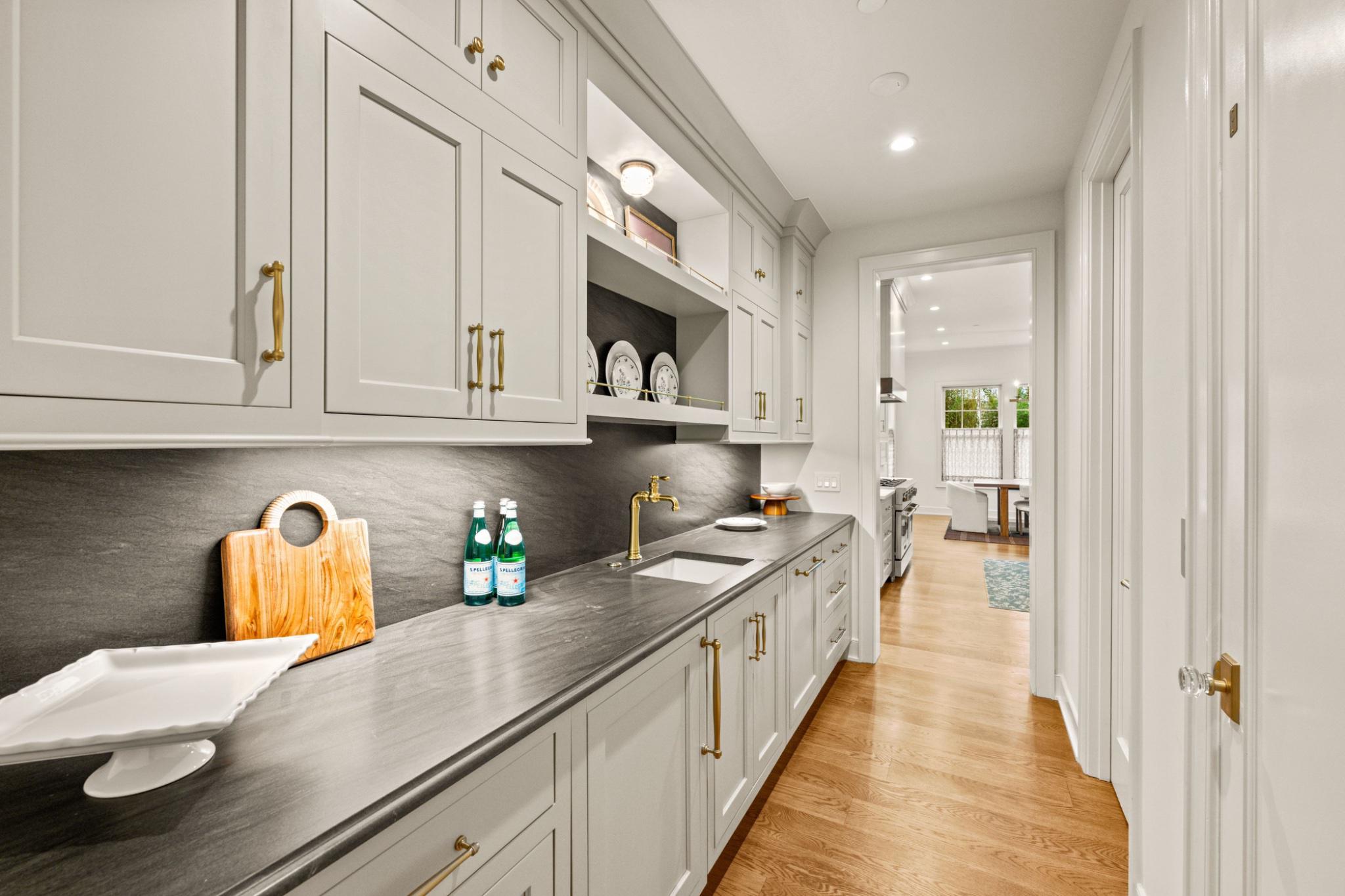  7608 Leesburg Drive, Bethesda, MD, 20817 - 物件實景
