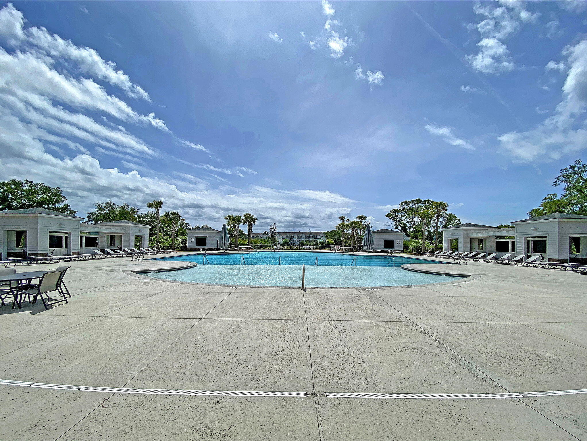 Mount Pleasant, South Carolina, 29466, United States, 4 Bedrooms Bedrooms, ,3 BathroomsBathrooms,Residential,For Sale,1900644