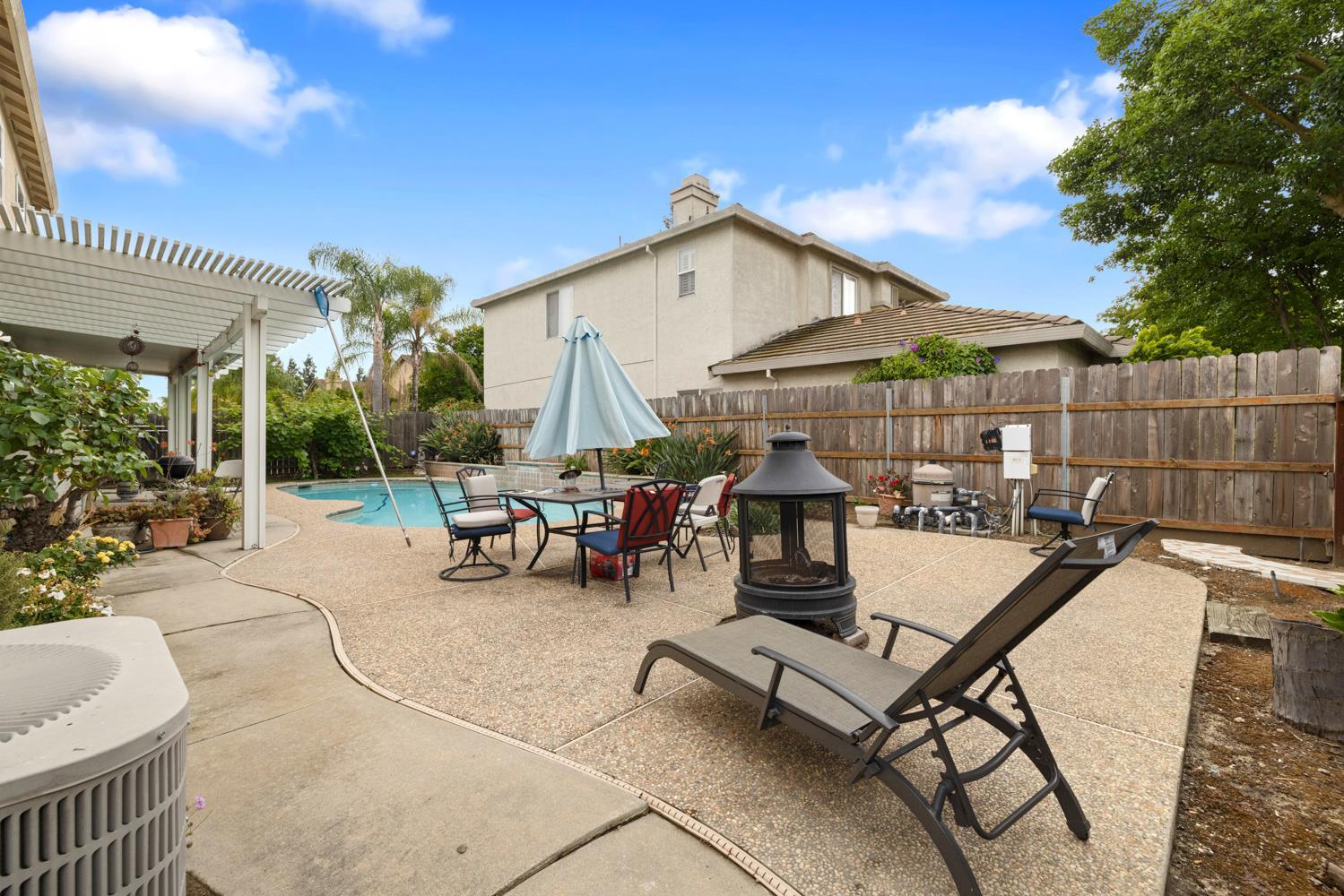 Modesto, California, 95356, United States, 4 Bedrooms Bedrooms, ,4 BathroomsBathrooms,Residential,For Sale,2036894