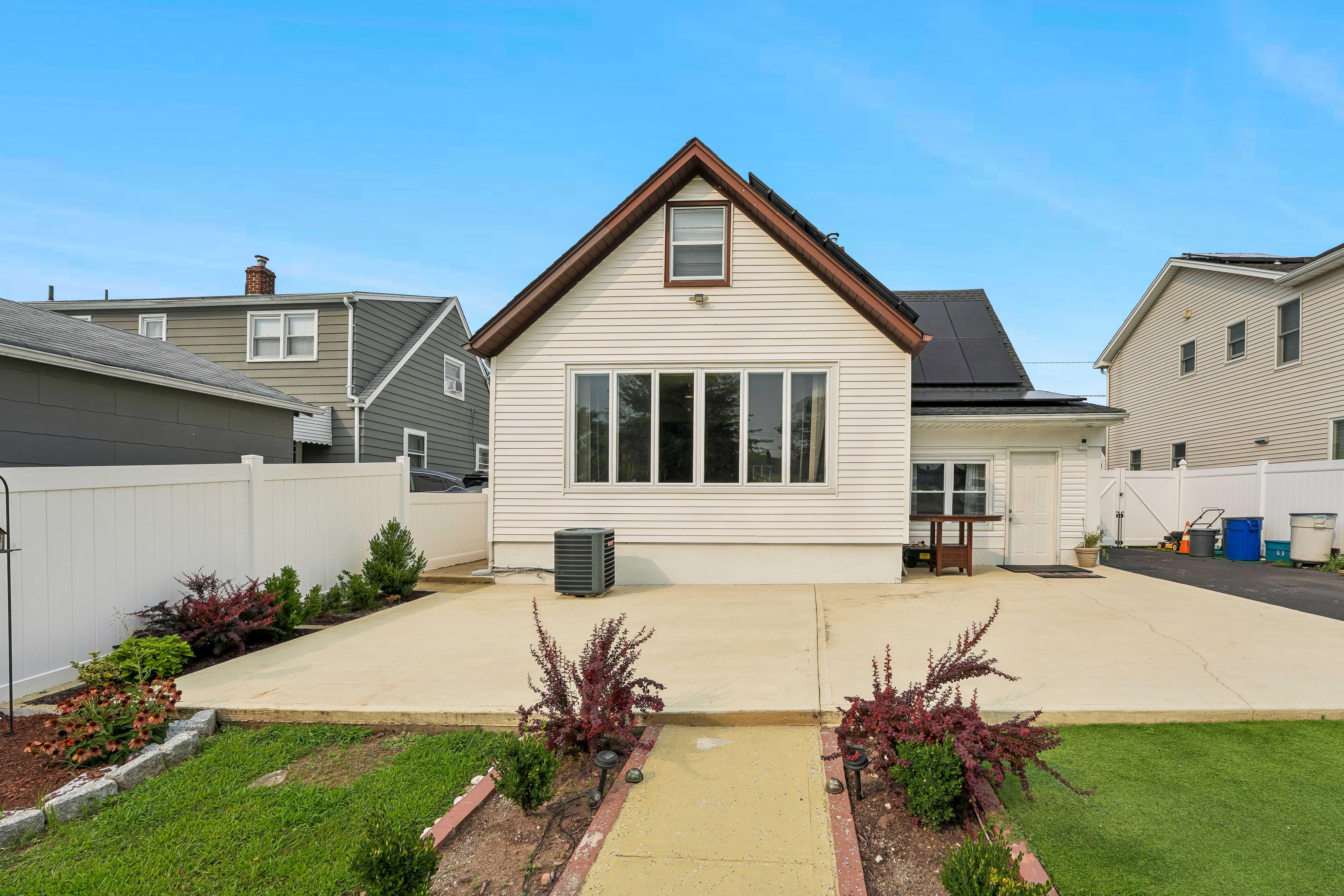  158 Charlton Avenue, Lodi, NJ 07644 - 物件實景
