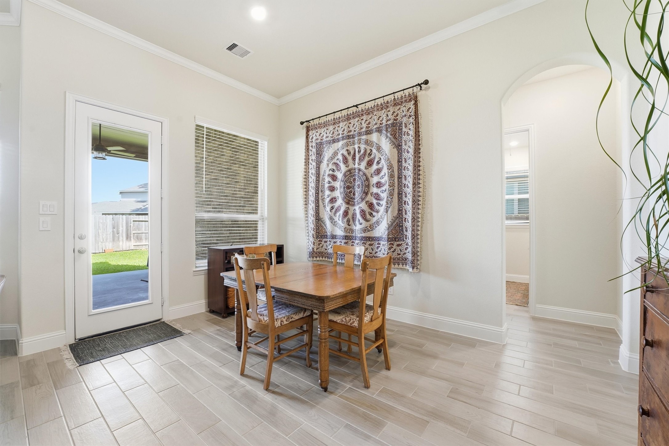  9307 Providence Bend Lane - 物件實景