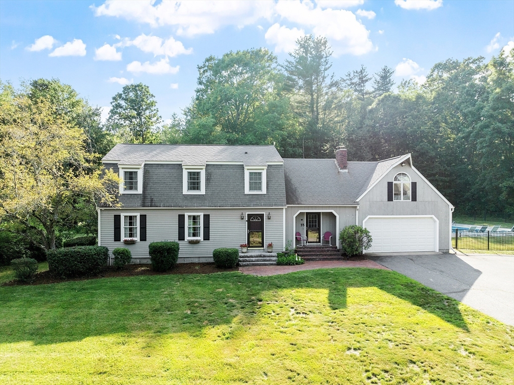 Pepperell, Massachusetts, 01463, United States, 4 Bedrooms Bedrooms, ,3 BathroomsBathrooms,Residential,For Sale,1930074