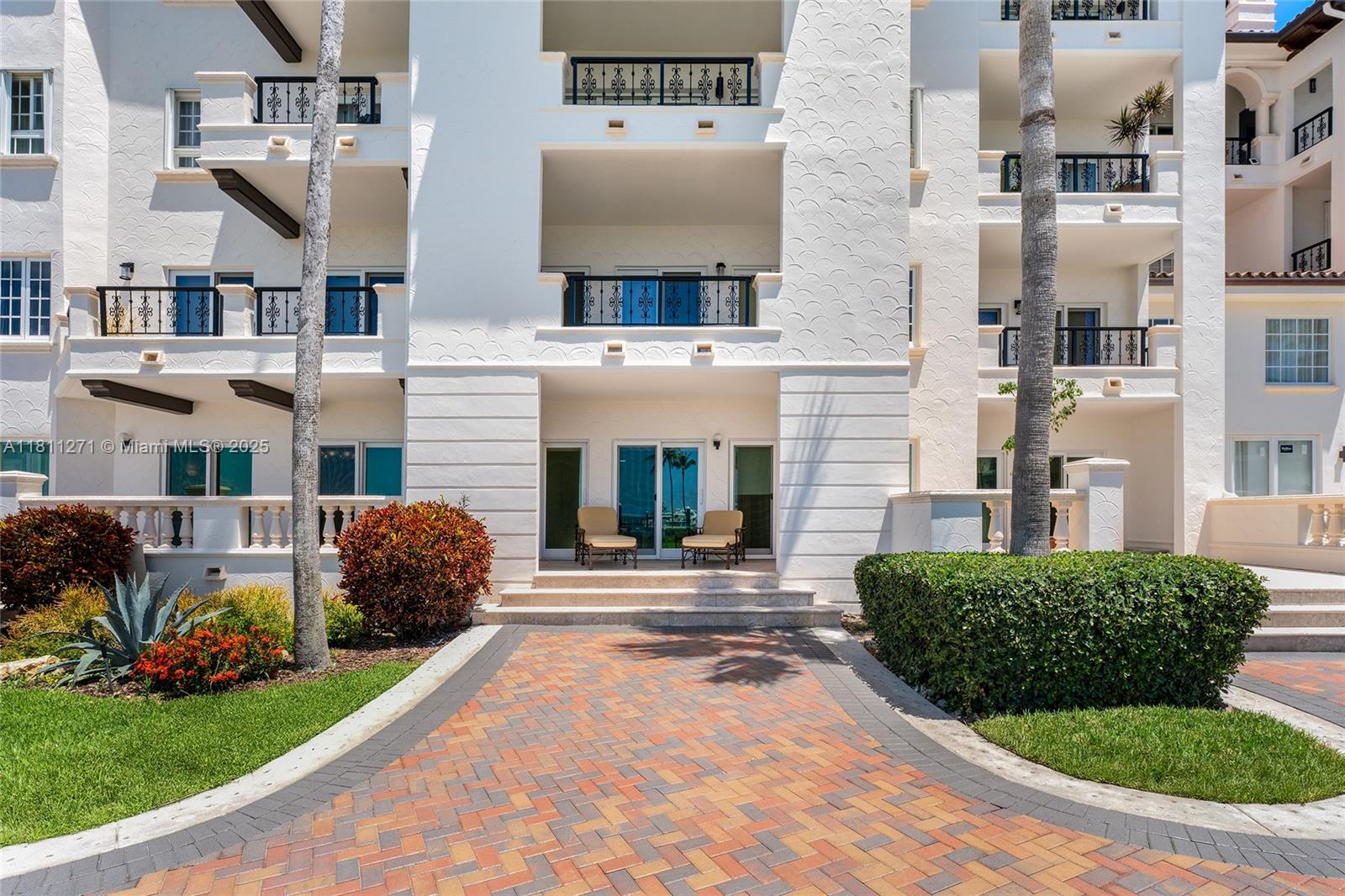Miami Beach, Florida, 33109, United States, 4 Bedrooms Bedrooms, ,4 BathroomsBathrooms,Residential,For Sale,1837021