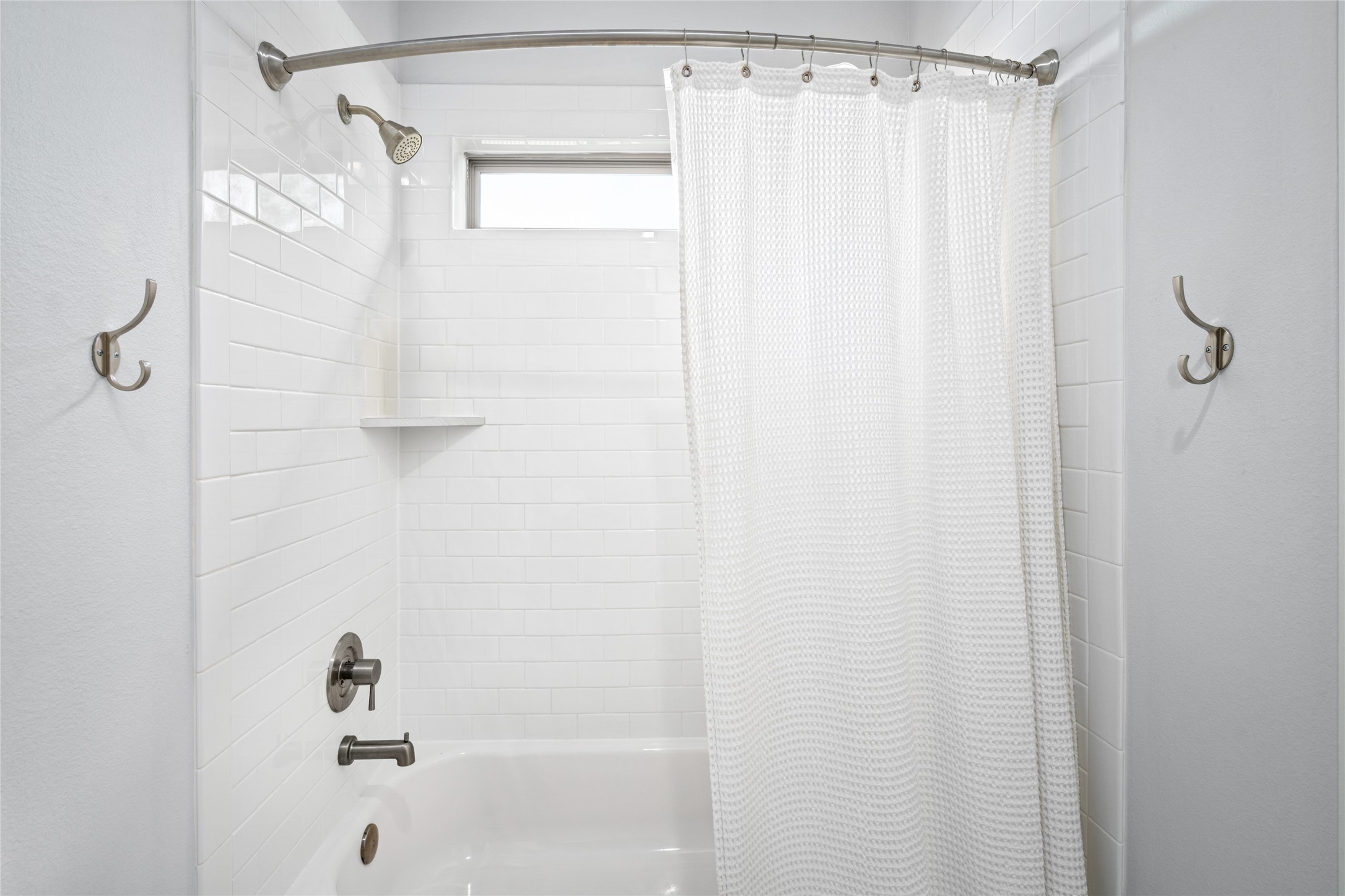  1045 Rosepoint Street - 物件實景