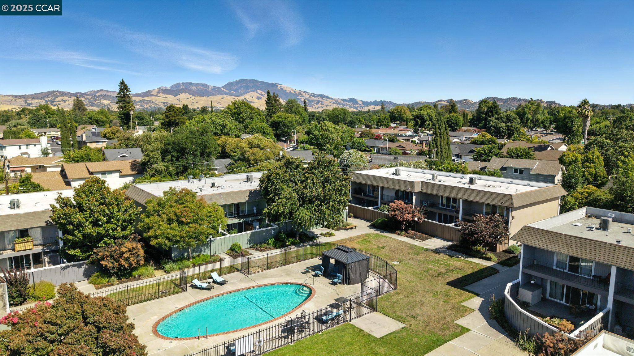 Concord, California, 94518, United States, 3 Bedrooms Bedrooms, ,2 BathroomsBathrooms,Residential,For Sale,1903400