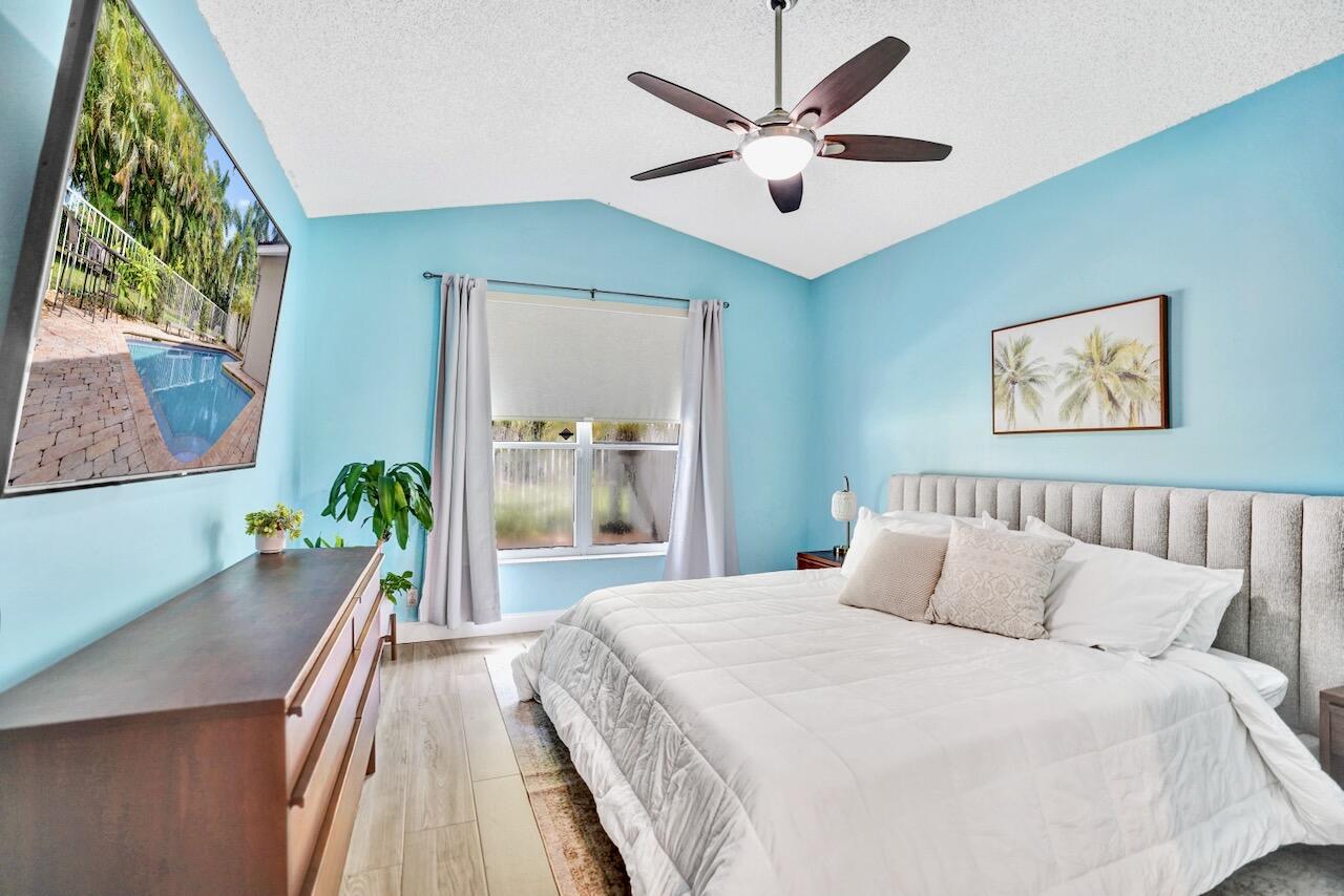 Lake Worth, Florida, 33463, United States, 3 Bedrooms Bedrooms, ,3 BathroomsBathrooms,Residential,For Sale,1940163
