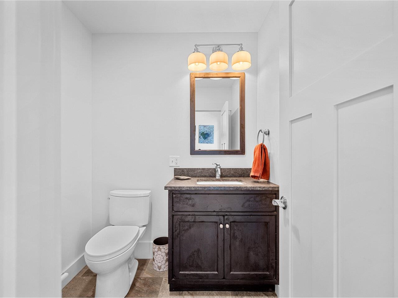 Washington, Vermont, 05675, United States, 7 Bedrooms Bedrooms, ,3 BathroomsBathrooms,Residential,For Sale,1949718