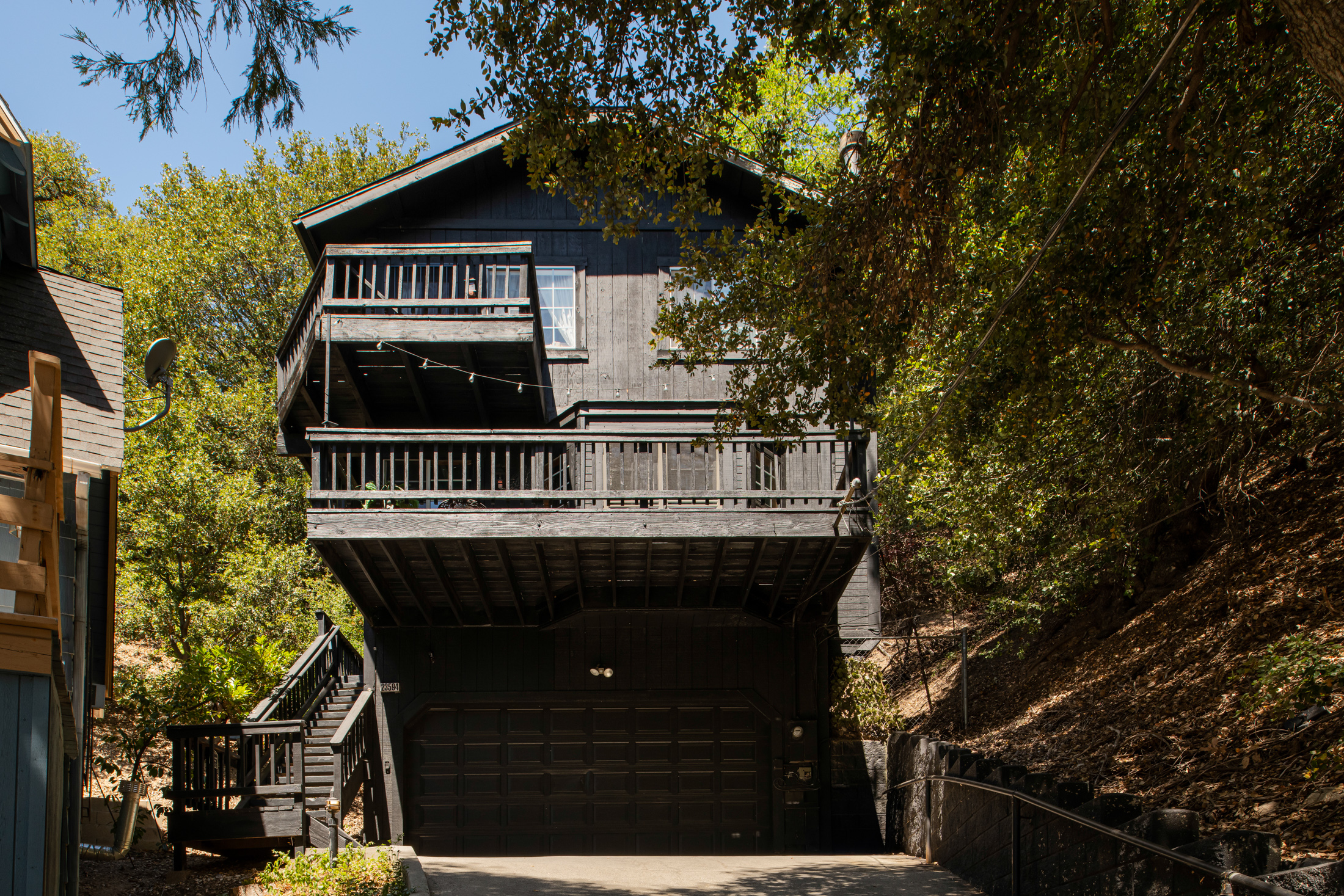  23594 Hillside Drive, Crestline, CA 92325 - 物件實景