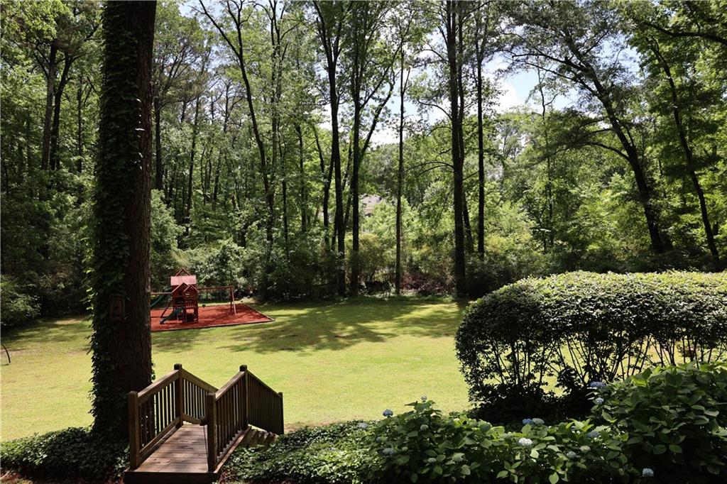 Atlanta, Georgia, 30327, United States, 5 Bedrooms Bedrooms, ,4 BathroomsBathrooms,Residential,For Sale,1926294