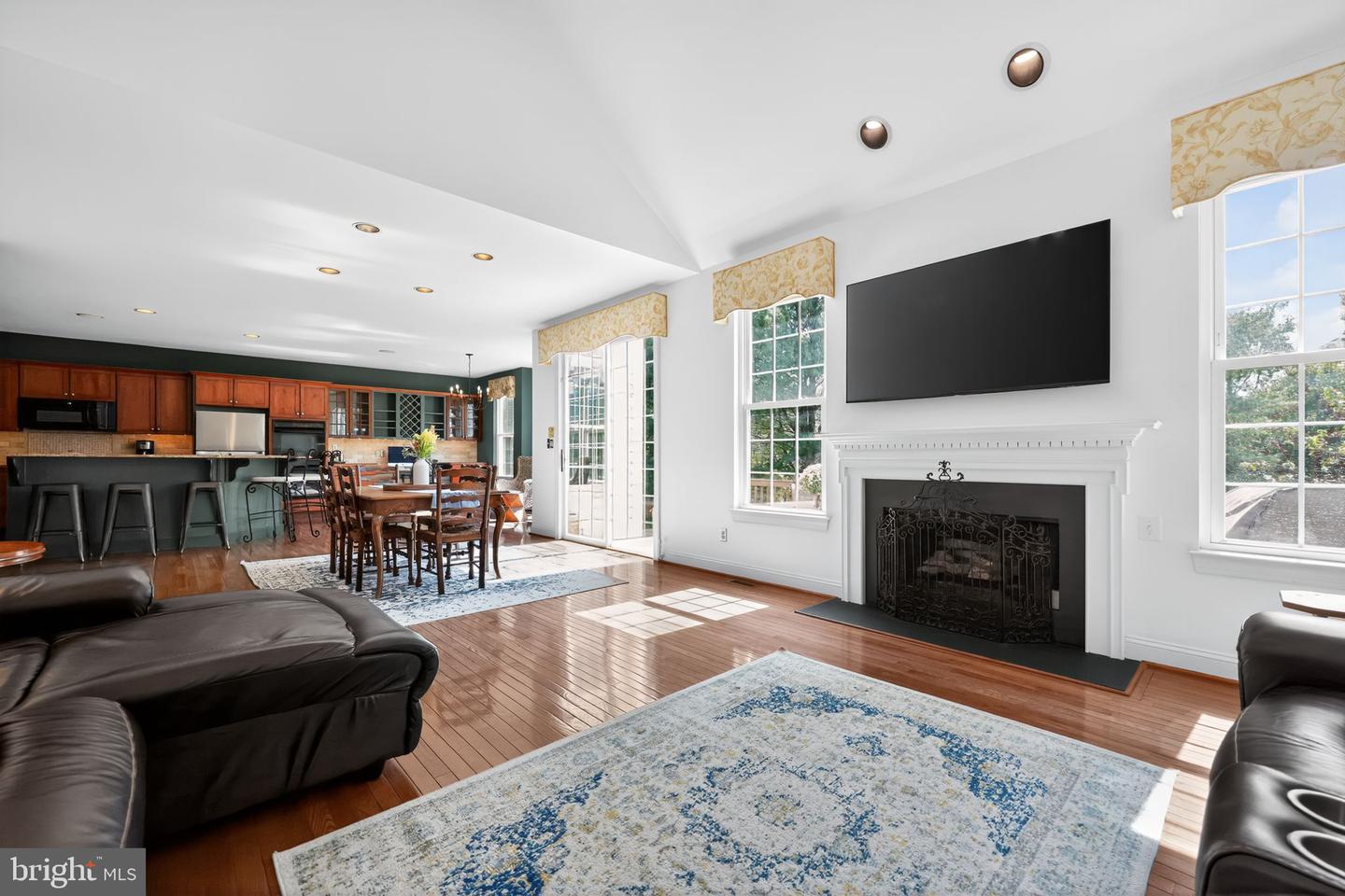 Wallingford, Pennsylvania, 19086, United States, 3 Bedrooms Bedrooms, ,4 BathroomsBathrooms,Residential,For Sale,2000507