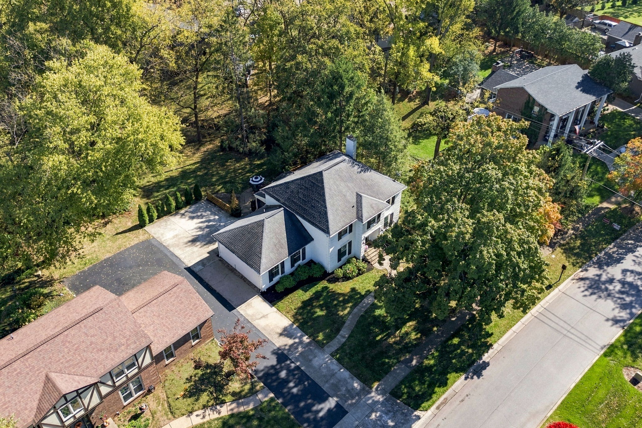  10216 Timberwood Circle, Louisville, KY 40223 - 物件實景
