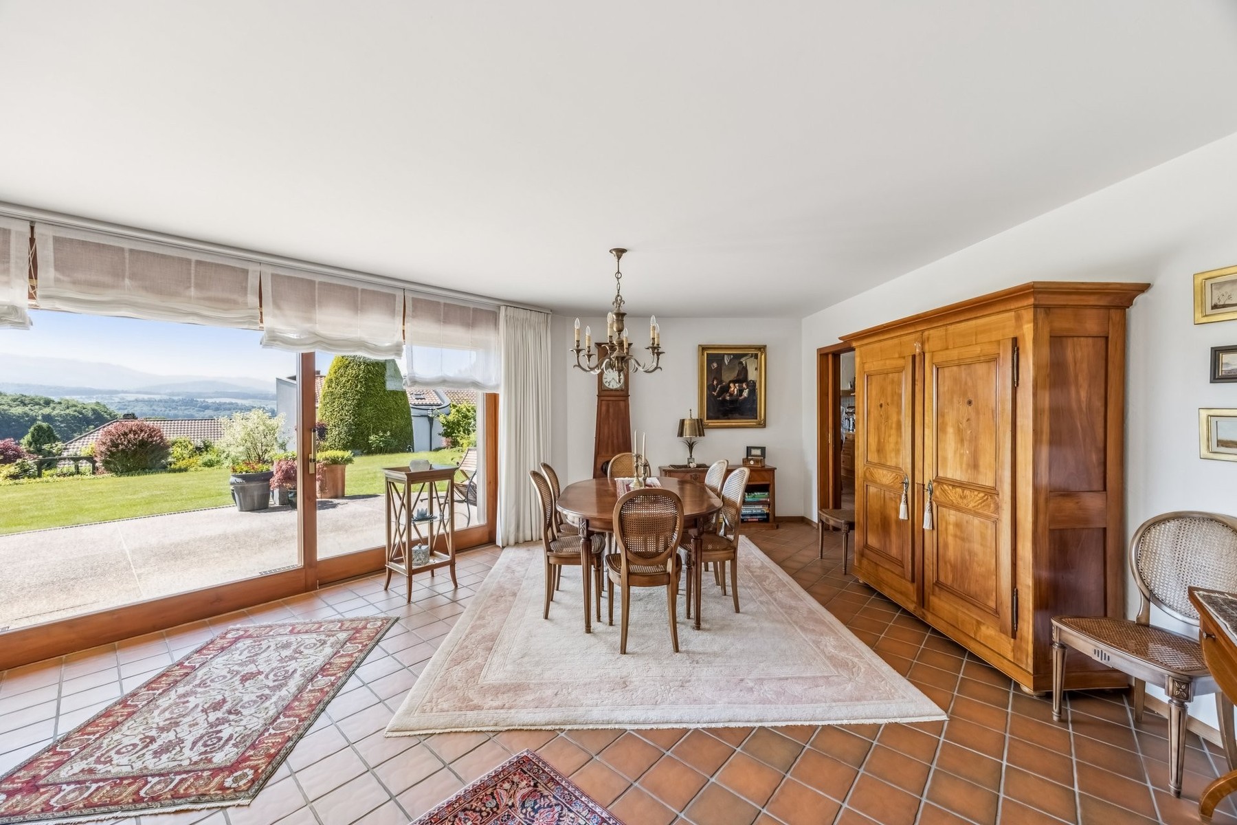  Elegant, luxury villa in a sought-after neighborhood in Villars-sur-Glâne - 物件實景