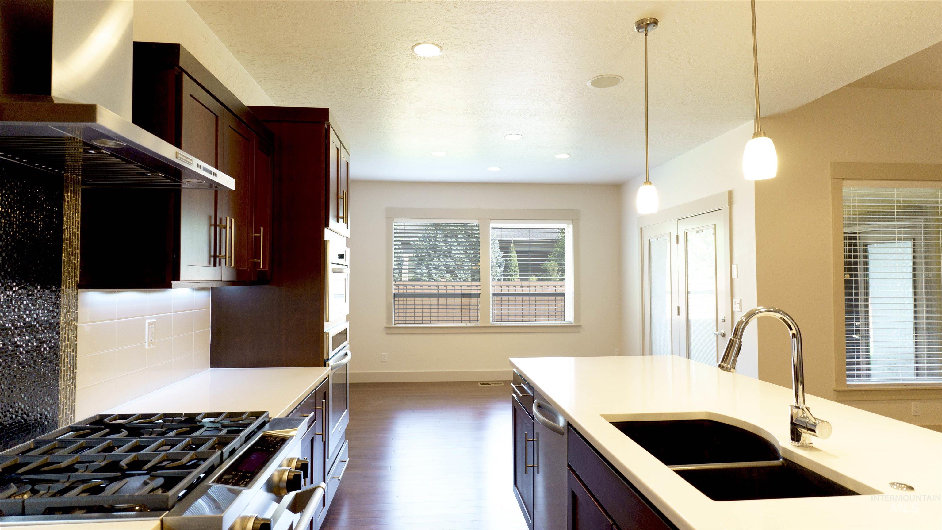 5854 N Rosa Springs Ave., Meridian, Idaho, 83646, United States, 4 Bedrooms Bedrooms, ,Residential,For Sale,5854 N Rosa Springs Ave.,1625411