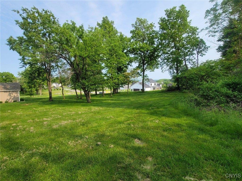 Syracuse, New York, 13215, United States, 3 Bedrooms Bedrooms, ,3 BathroomsBathrooms,Residential,For Sale,1846981