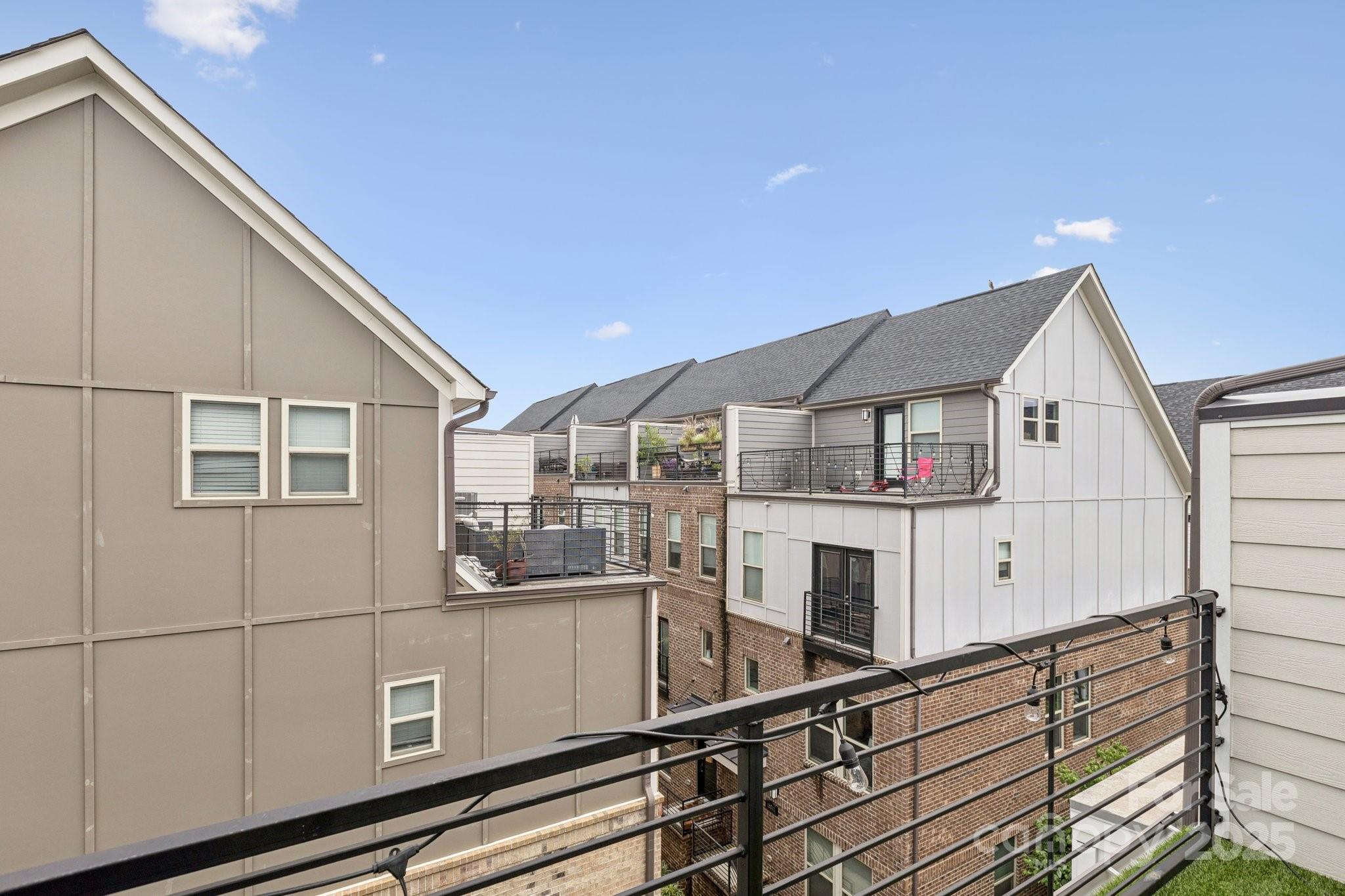 Charlotte, North Carolina, 28204, United States, 3 Bedrooms Bedrooms, ,4 BathroomsBathrooms,Residential,For Sale,1958271