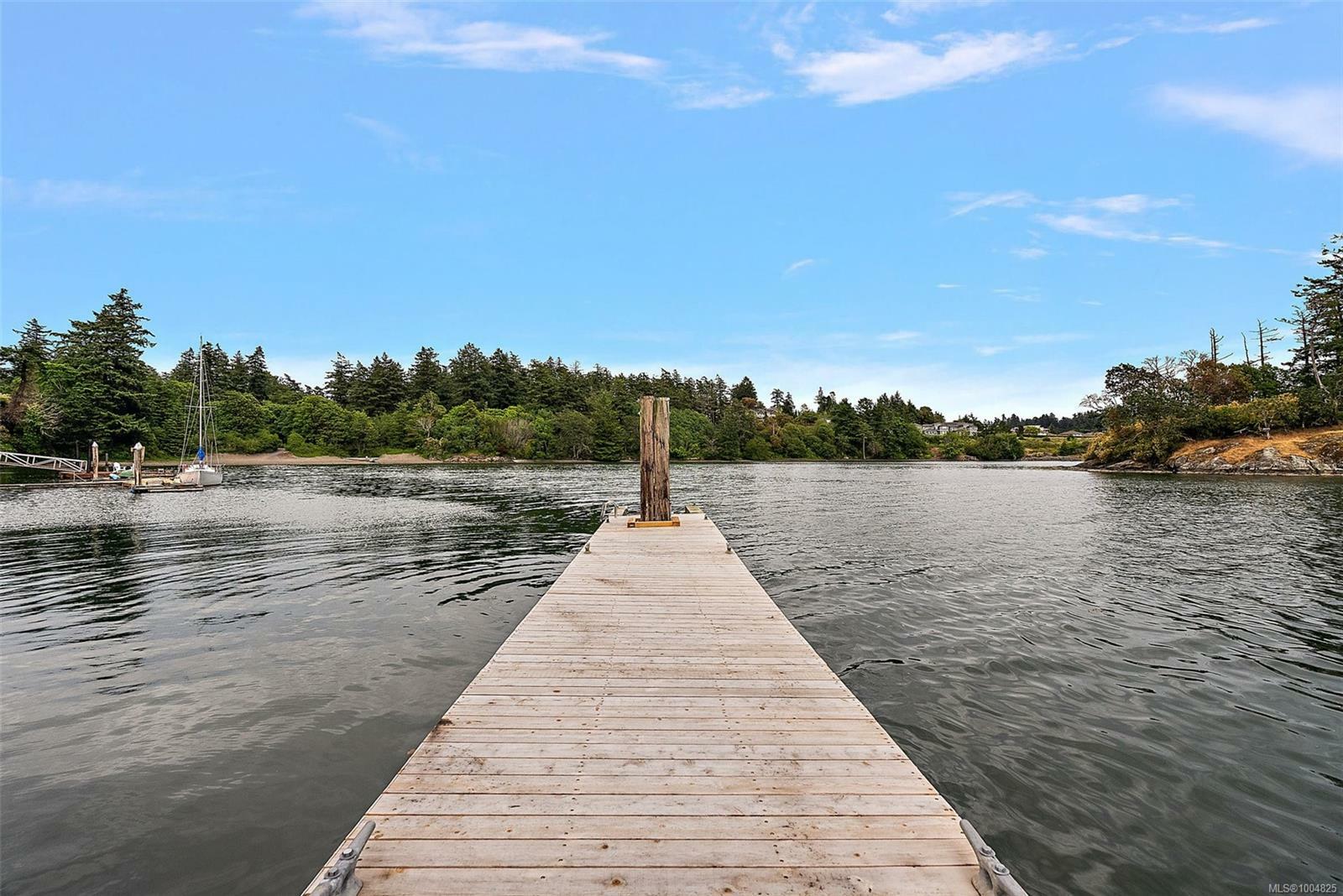 VIEW ROYAL, British Columbia, V9B 1A6, CA, 3 Bedrooms Bedrooms, ,Residential,For Sale,1883645
