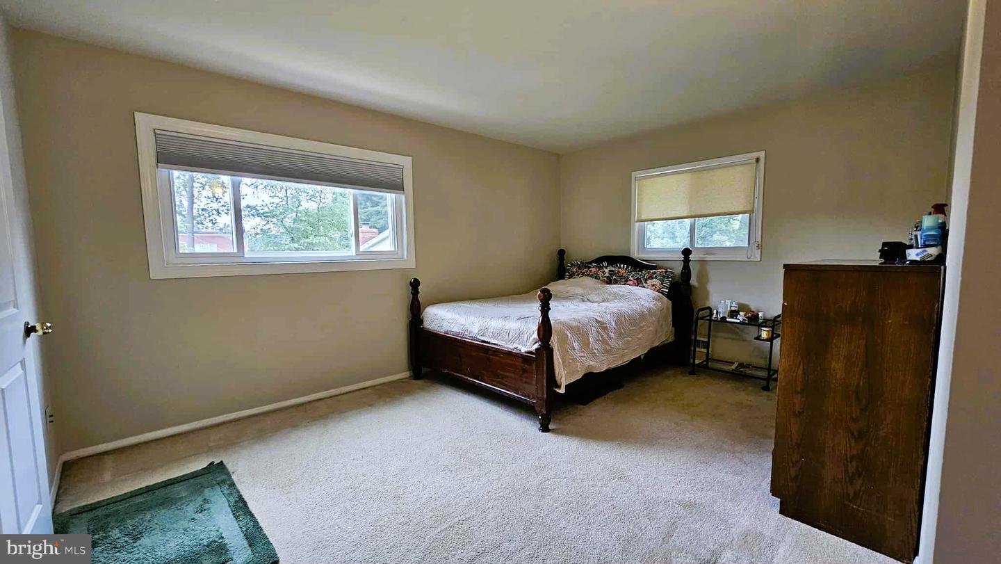 Annandale, Virginia, 22003, United States, 4 Bedrooms Bedrooms, ,3 BathroomsBathrooms,Residential,For Sale,1866164