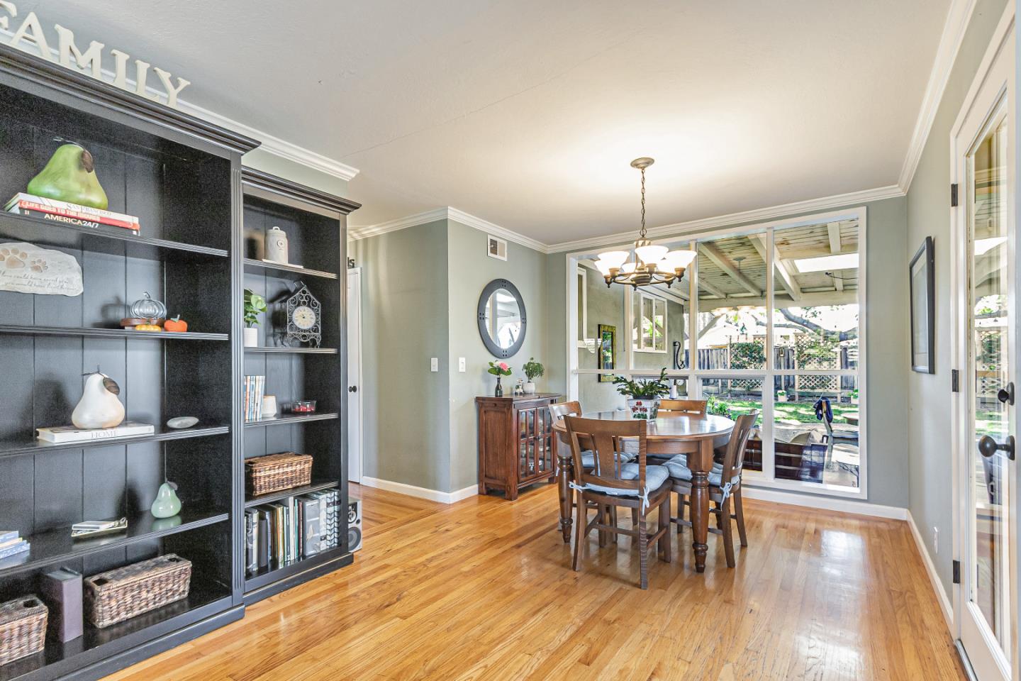 Santa Clara, California, 95050, United States, 3 Bedrooms Bedrooms, ,2 BathroomsBathrooms,Residential,For Sale,1942151