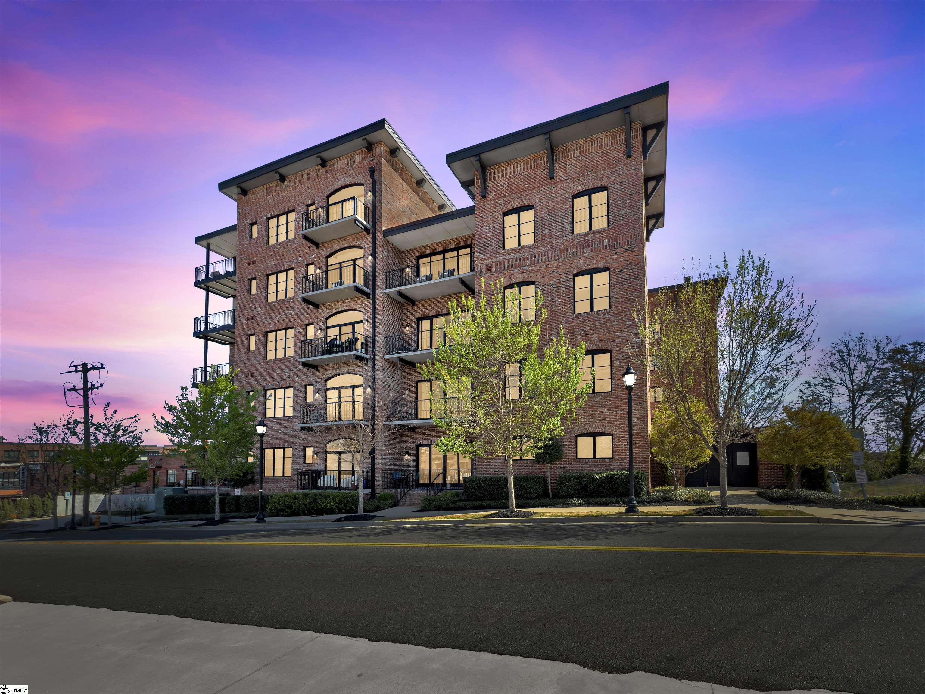 Greenville, South Carolina, 29601, United States, 1 Bedroom Bedrooms, ,2 BathroomsBathrooms,Residential,For Sale,1752765