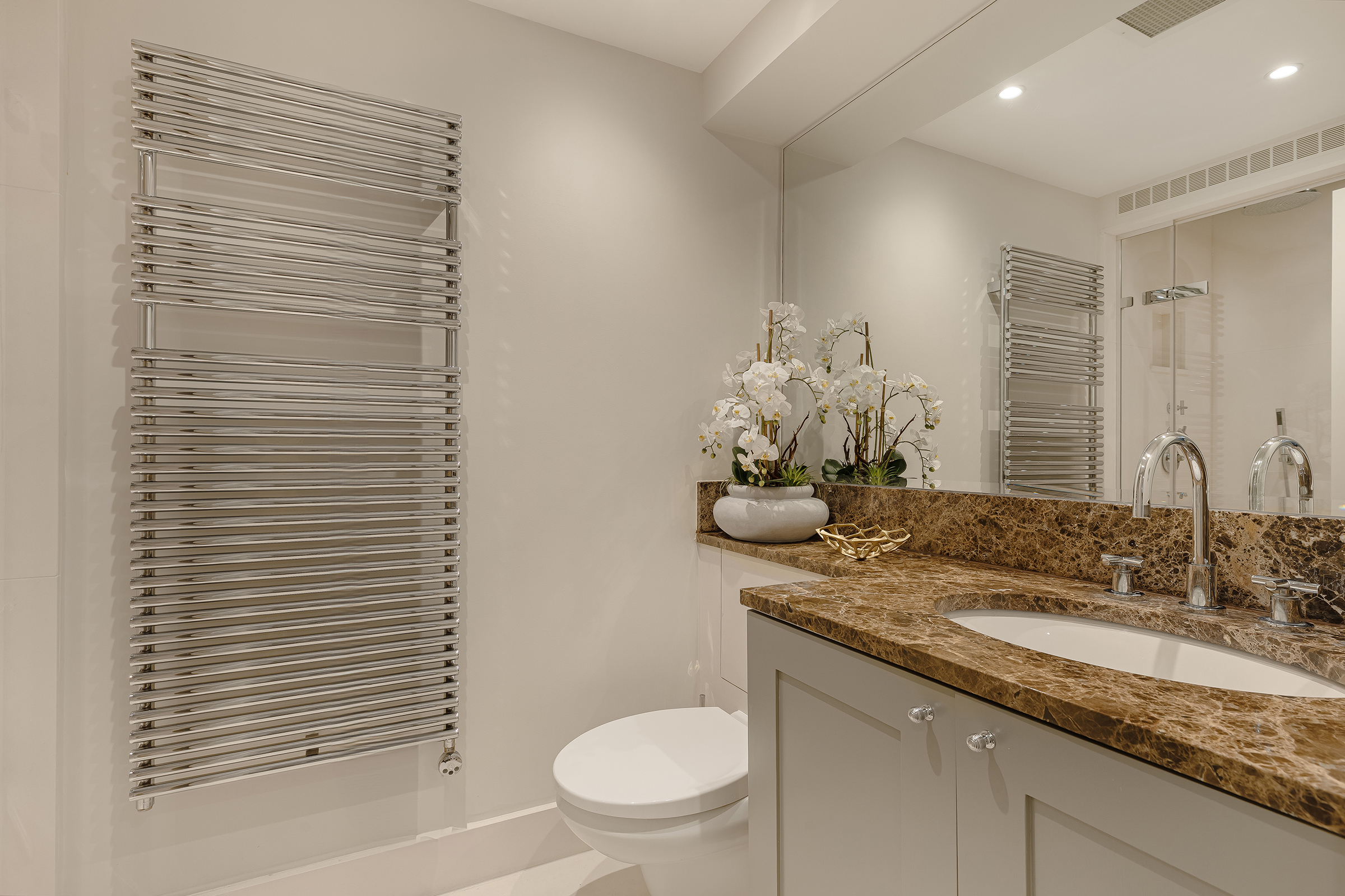 A Three-Bedroom Apartment on Eaton Square - 物件實景