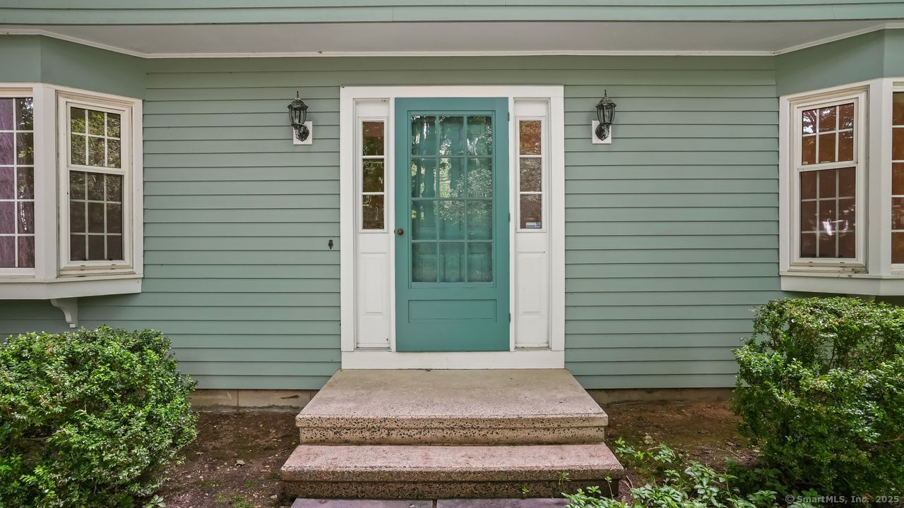 Easton, Connecticut, 06612, United States, 4 Bedrooms Bedrooms, ,4 BathroomsBathrooms,Residential,For Sale,1895469