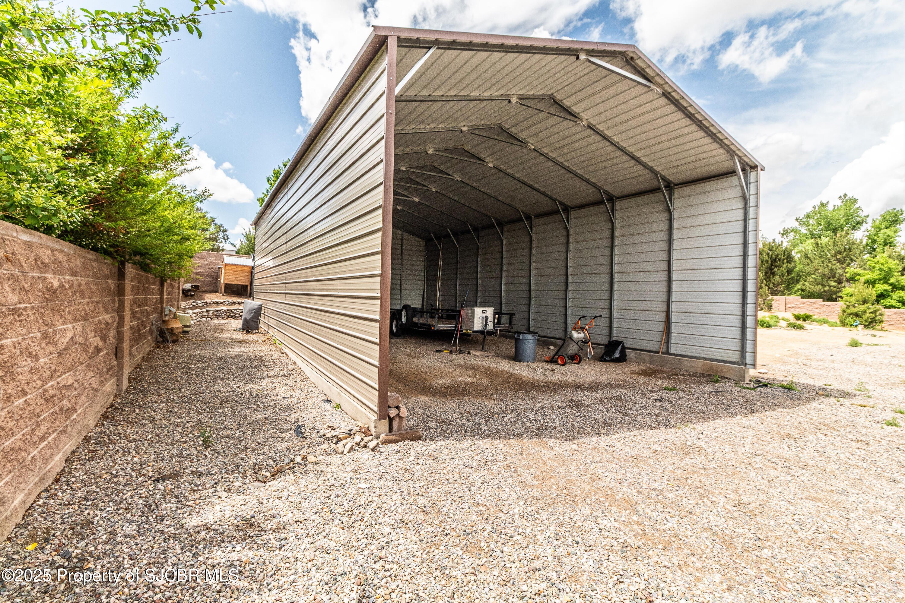Aztec, New Mexico, 87410, United States, 4 Bedrooms Bedrooms, ,4 BathroomsBathrooms,Residential,For Sale,1857404