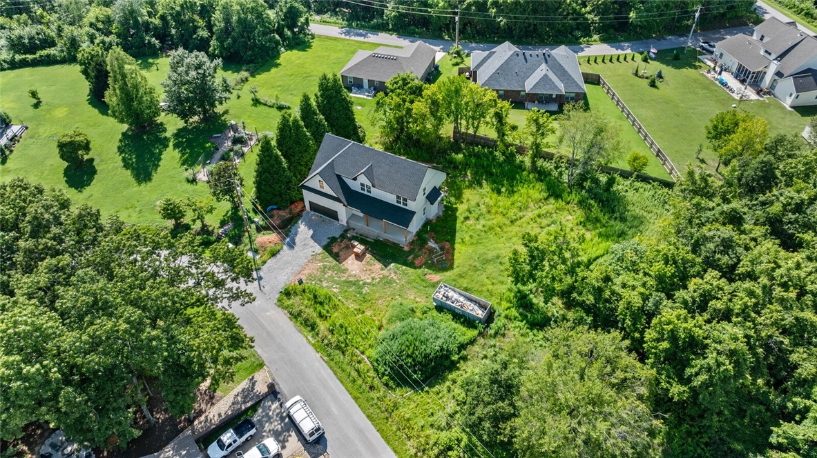 Bella Vista, Arkansas, 72715, United States, 3 Bedrooms Bedrooms, ,3 BathroomsBathrooms,Residential,For Sale,1897154